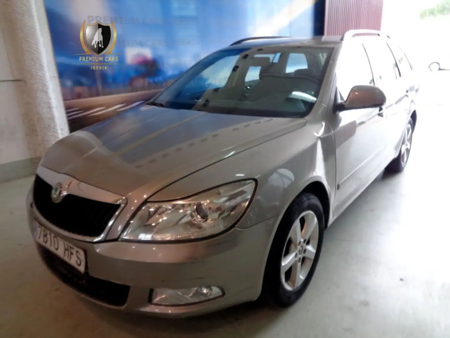 Skoda Octavia 1.6TDI CR Family Grigio - 1