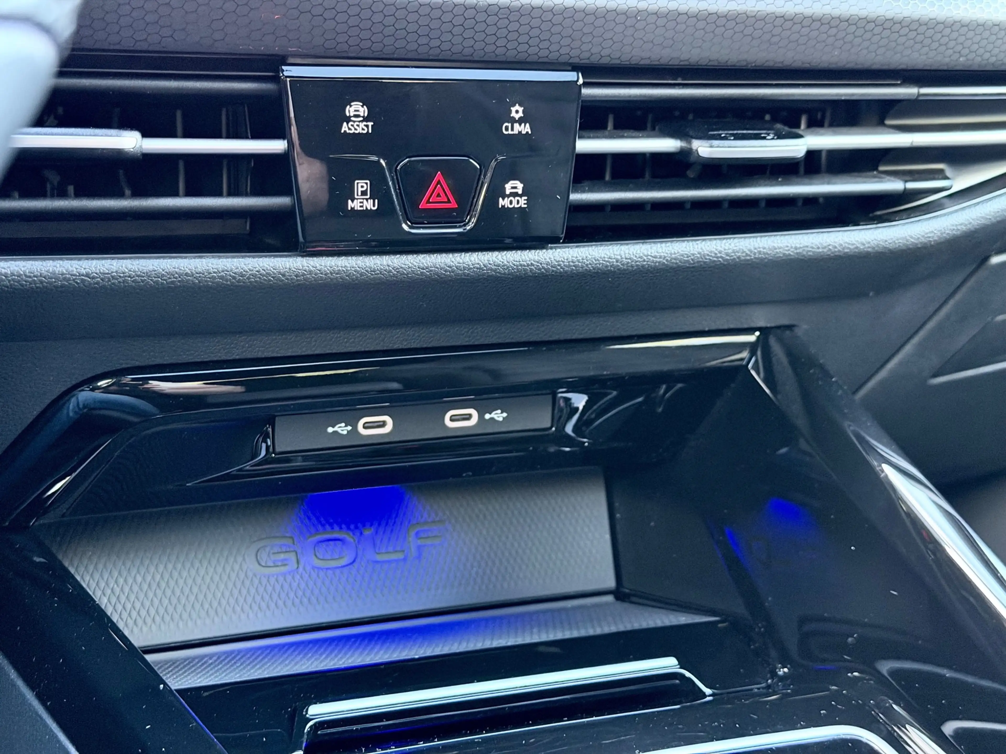 Volkswagen Golf GTE 1.4 eHybrid Pano/Trekhaak/Camera — photo 17