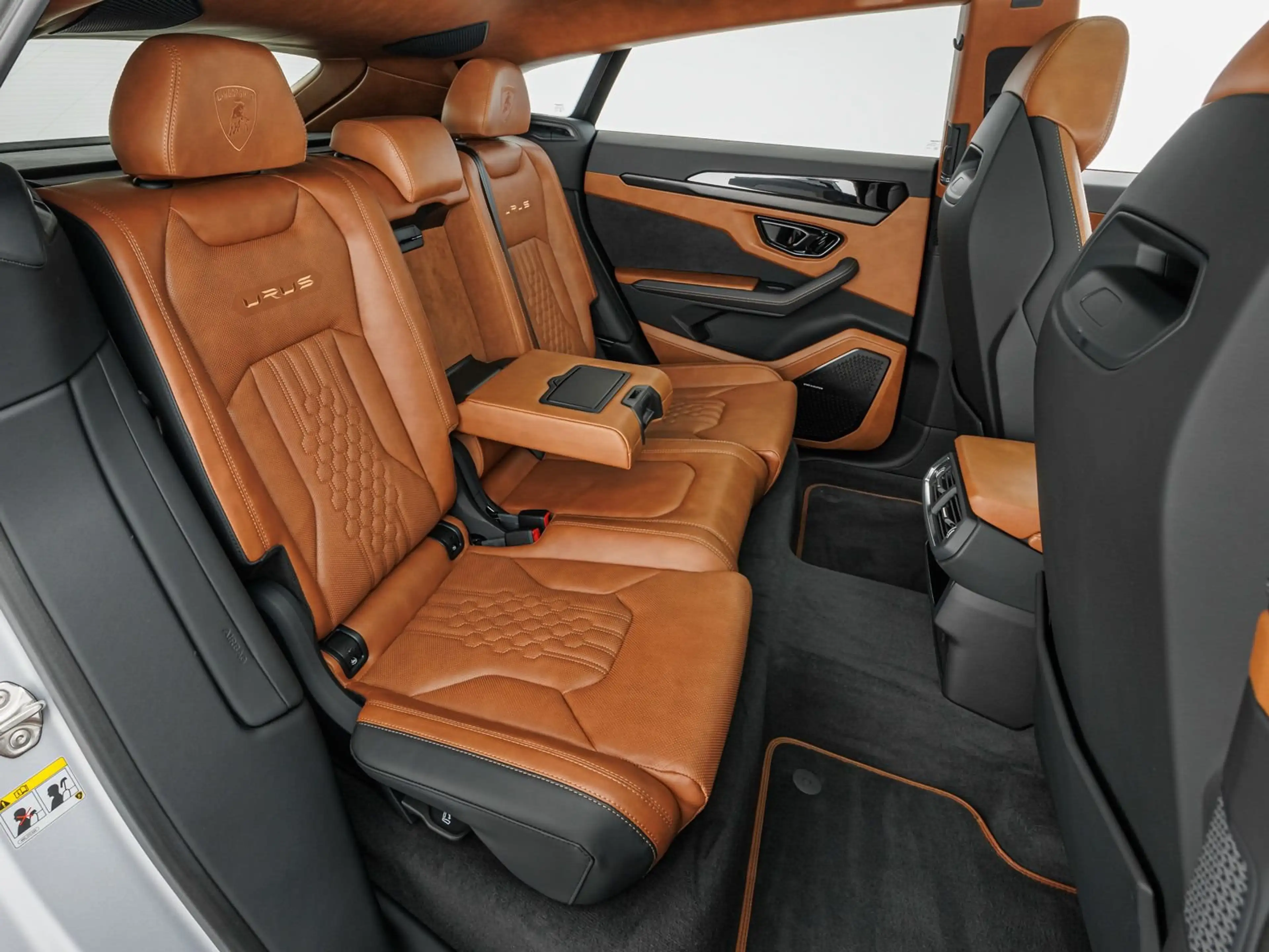 Lamborghini Urus S — photo 15