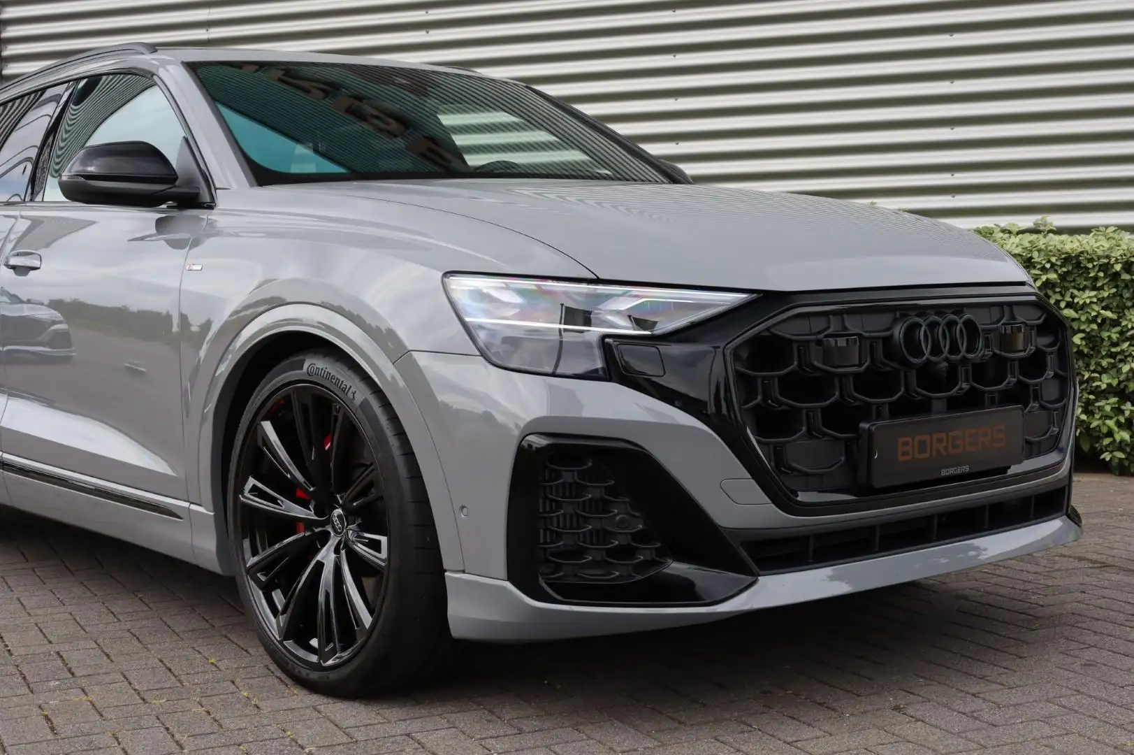Audi Q8 60 TFSIe Nardo l B&O l Volleder l 360° l Trekhaak Grijs - 2