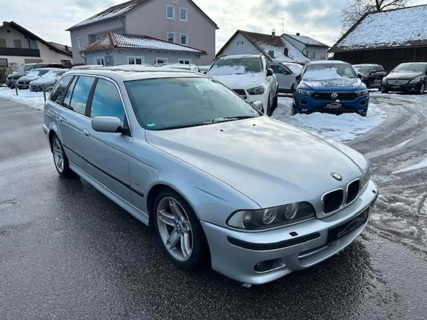 BMW 530 i Touring M-Paket*XENON*PDC*LEDER* Argent - 1