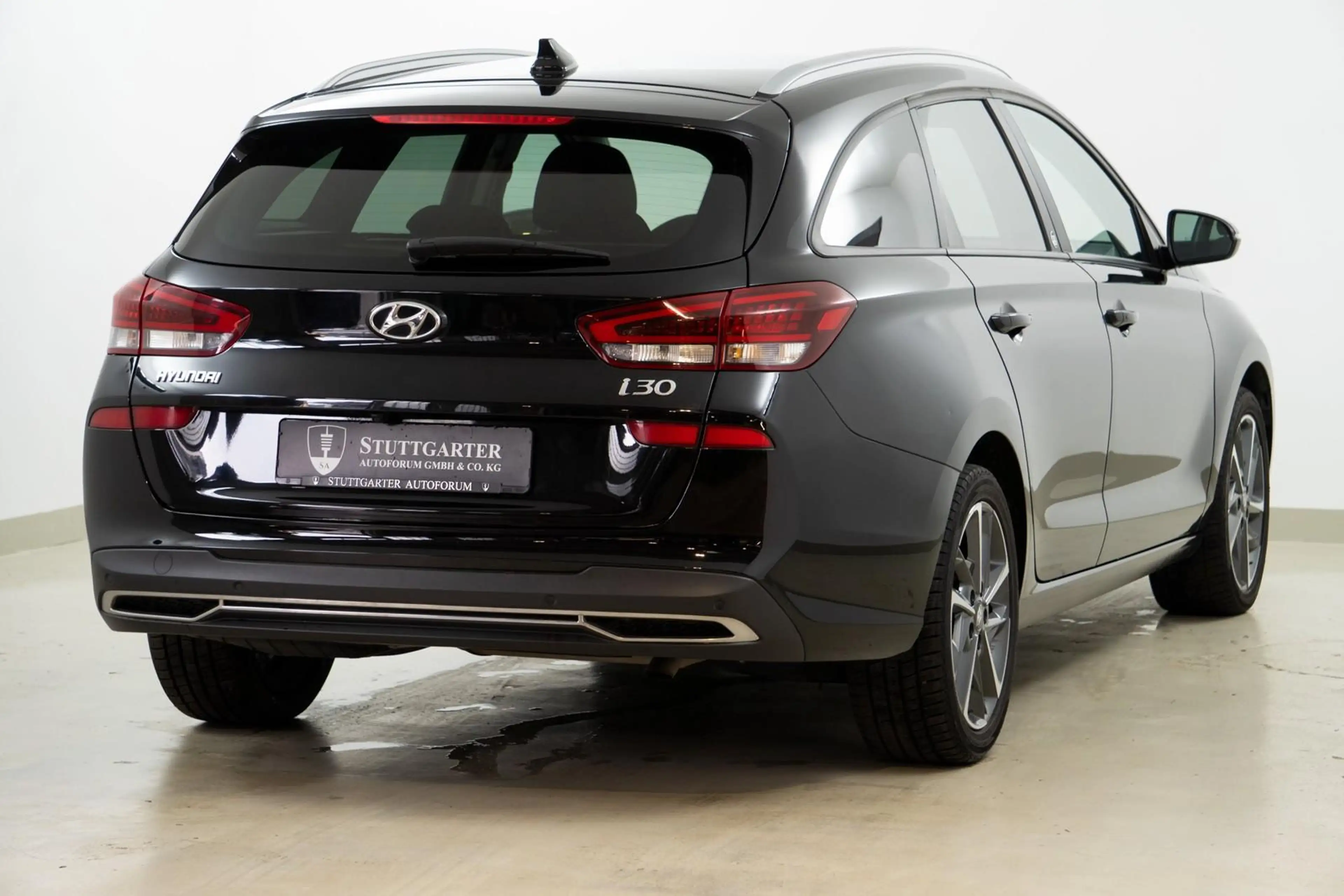 Hyundai i30 cw Edition 30+ Aut. Navi Kamera LED CarPlay — photo 6