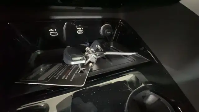 Audi Q5 view 17