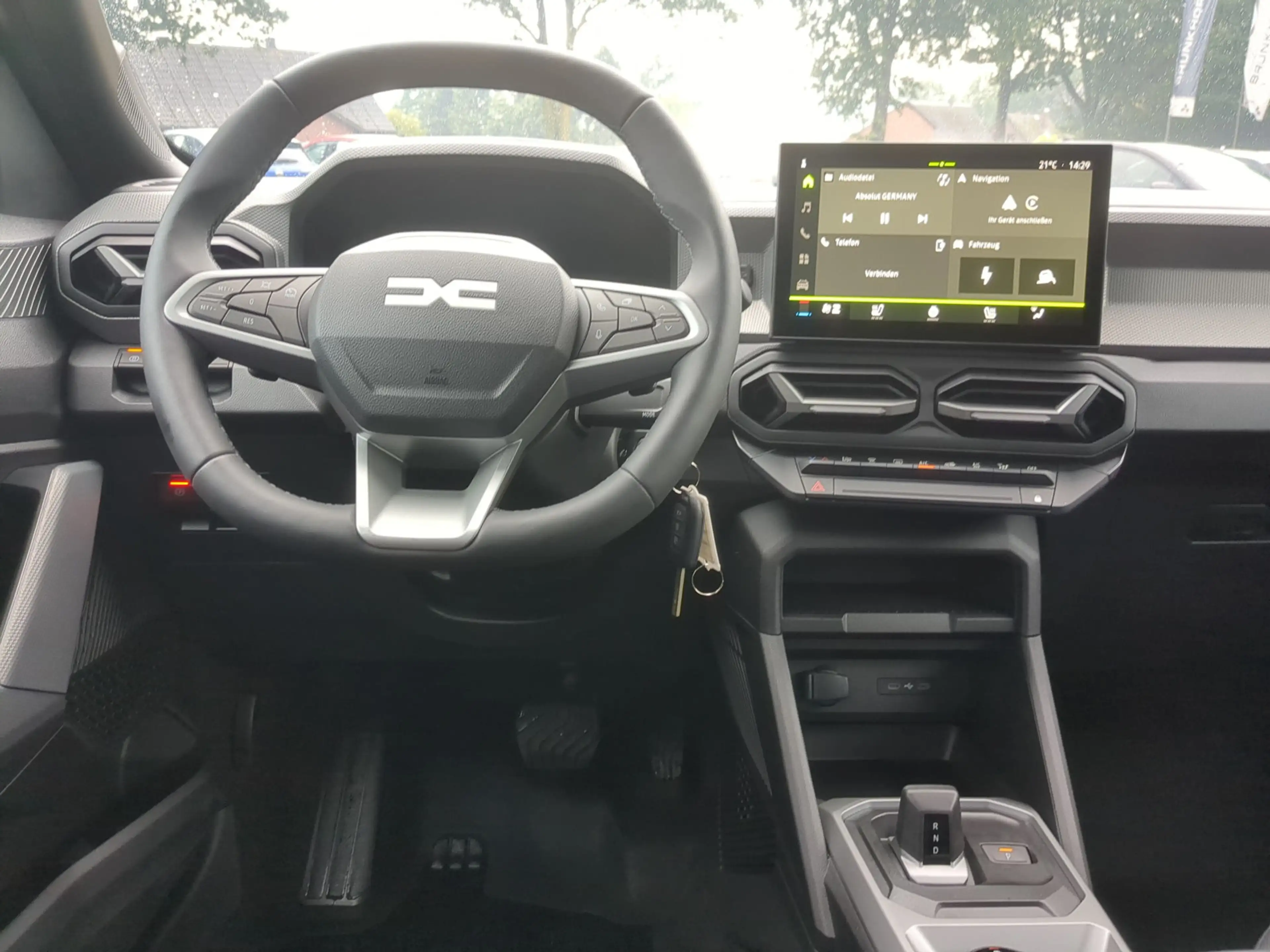 Dacia Duster Tribrid 150 EDC 4x4 Expression GJR+RFK+Winterpaket — photo 6