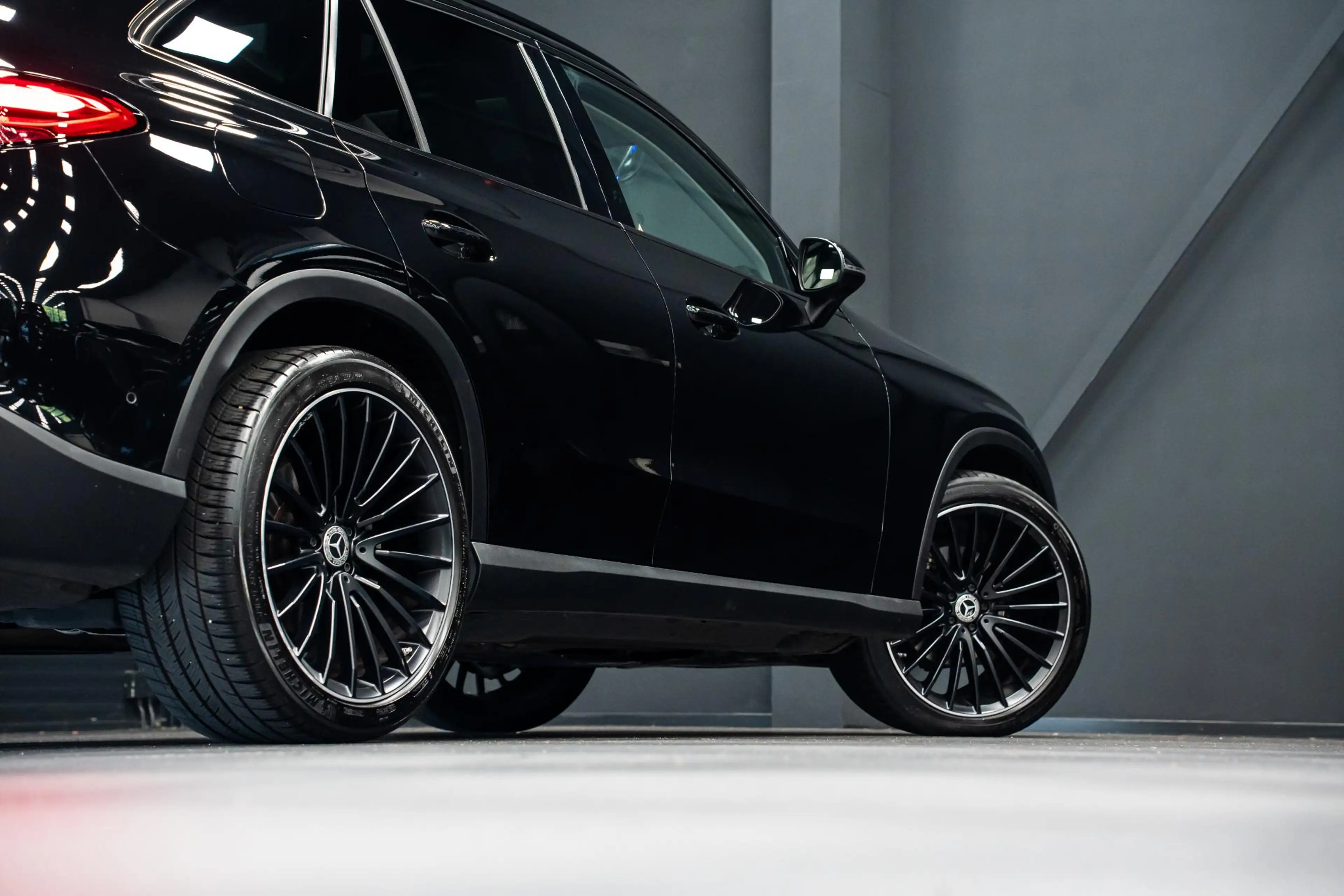 Mercedes-Benz GLC 220 220d 4MATIC Luxury Line *Panorama / Advanced-Plus — photo 29