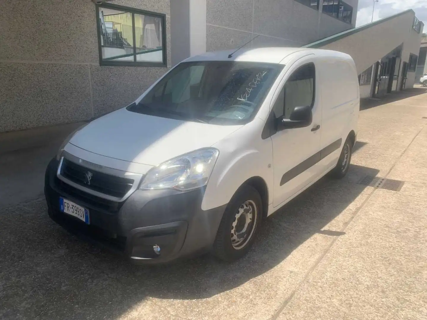 Peugeot Partner BlueHDi 100 L1 Furgone Pro Bianco - 1