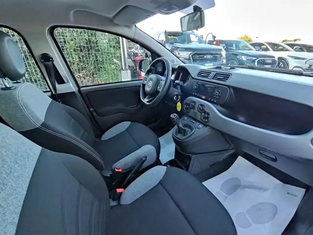 Fiat Panda view 14