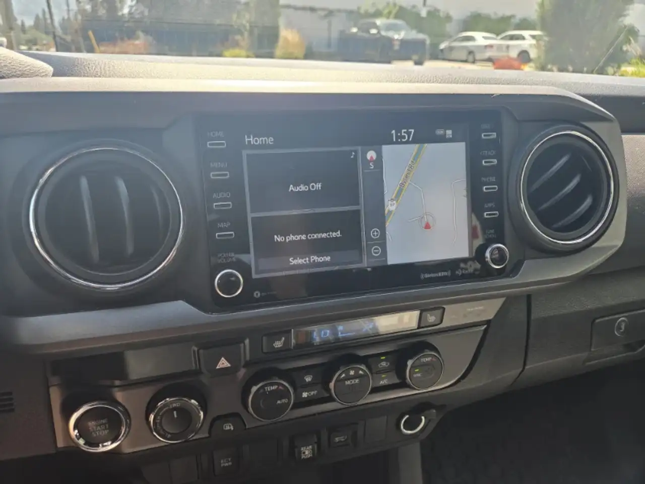 Toyota Tacoma снимка Toyota Tacoma