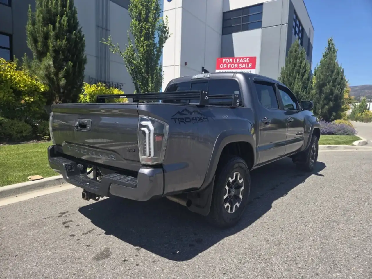 Toyota Tacoma снимка Toyota Tacoma