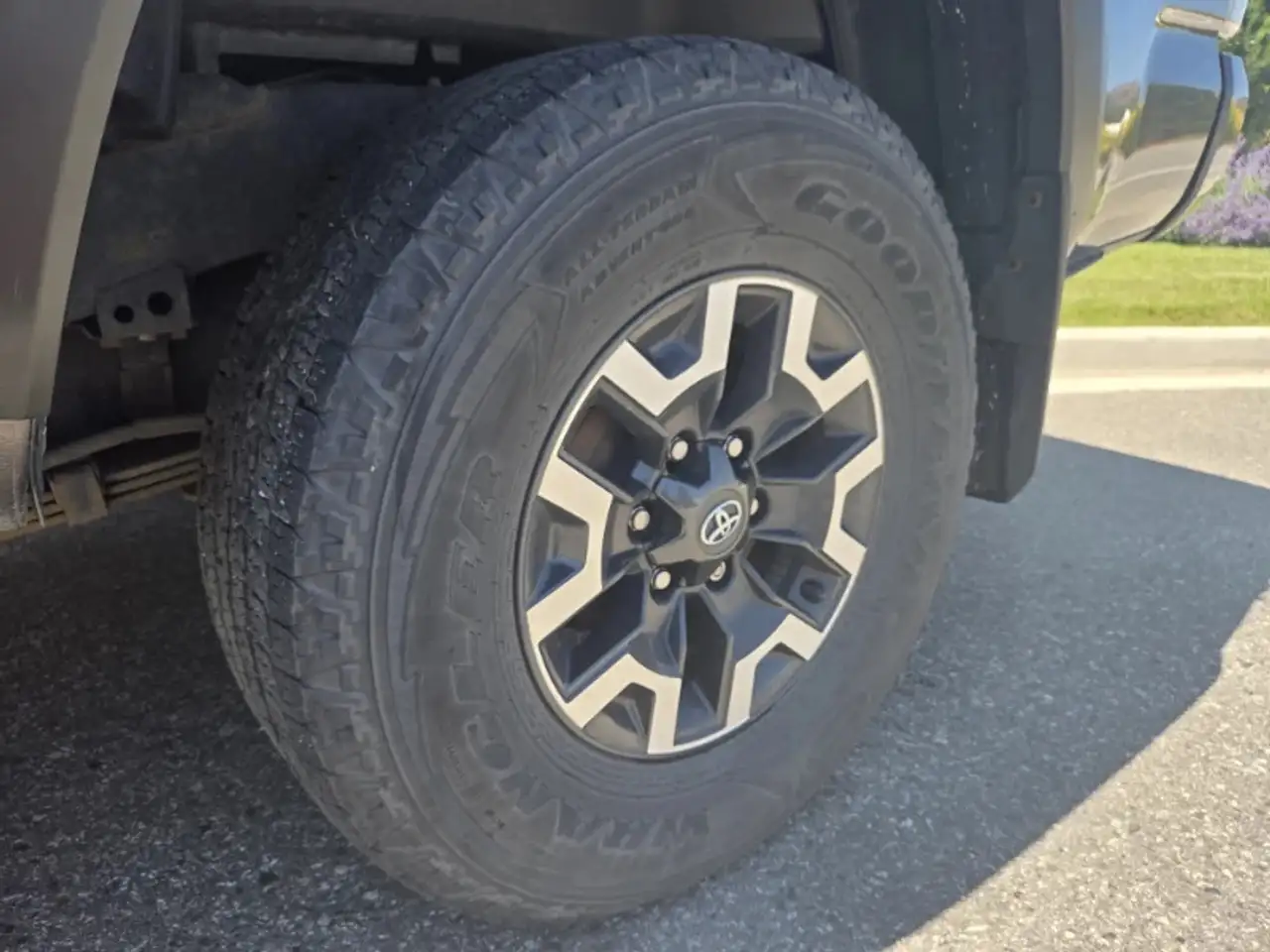 Toyota Tacoma снимка Toyota Tacoma