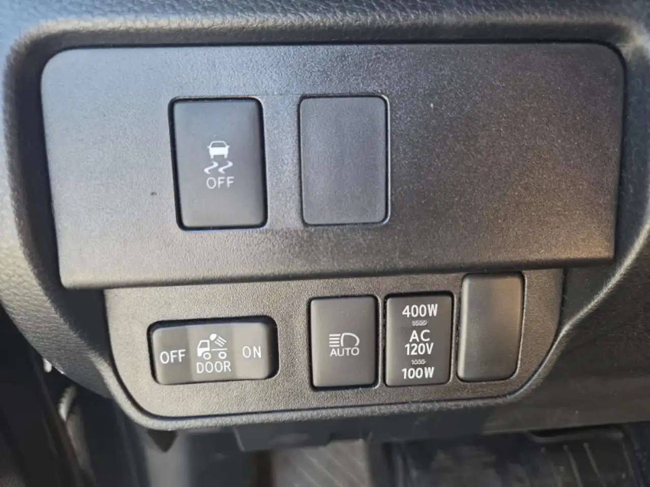 Toyota Tacoma снимка Toyota Tacoma