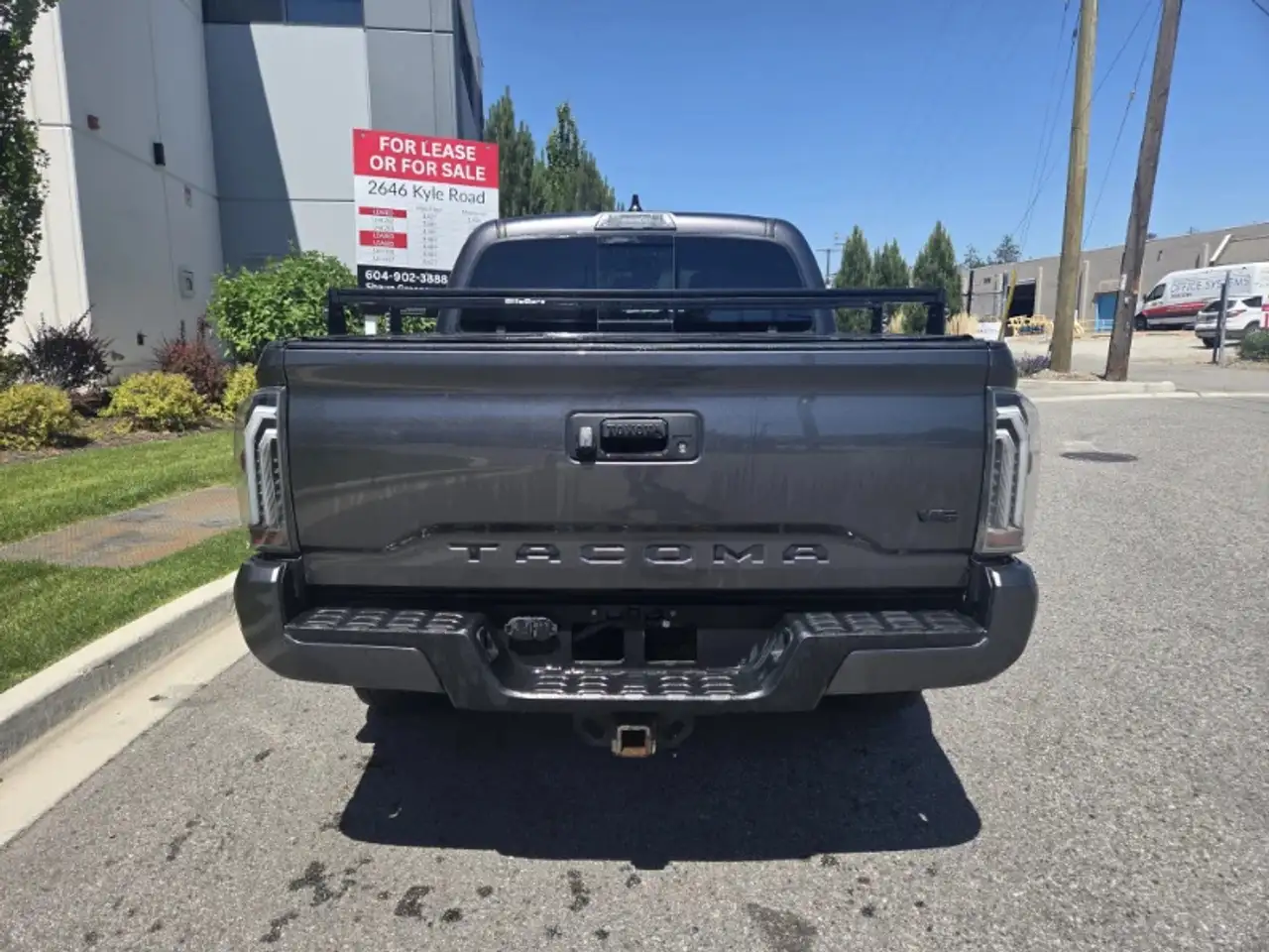 Toyota Tacoma снимка Toyota Tacoma