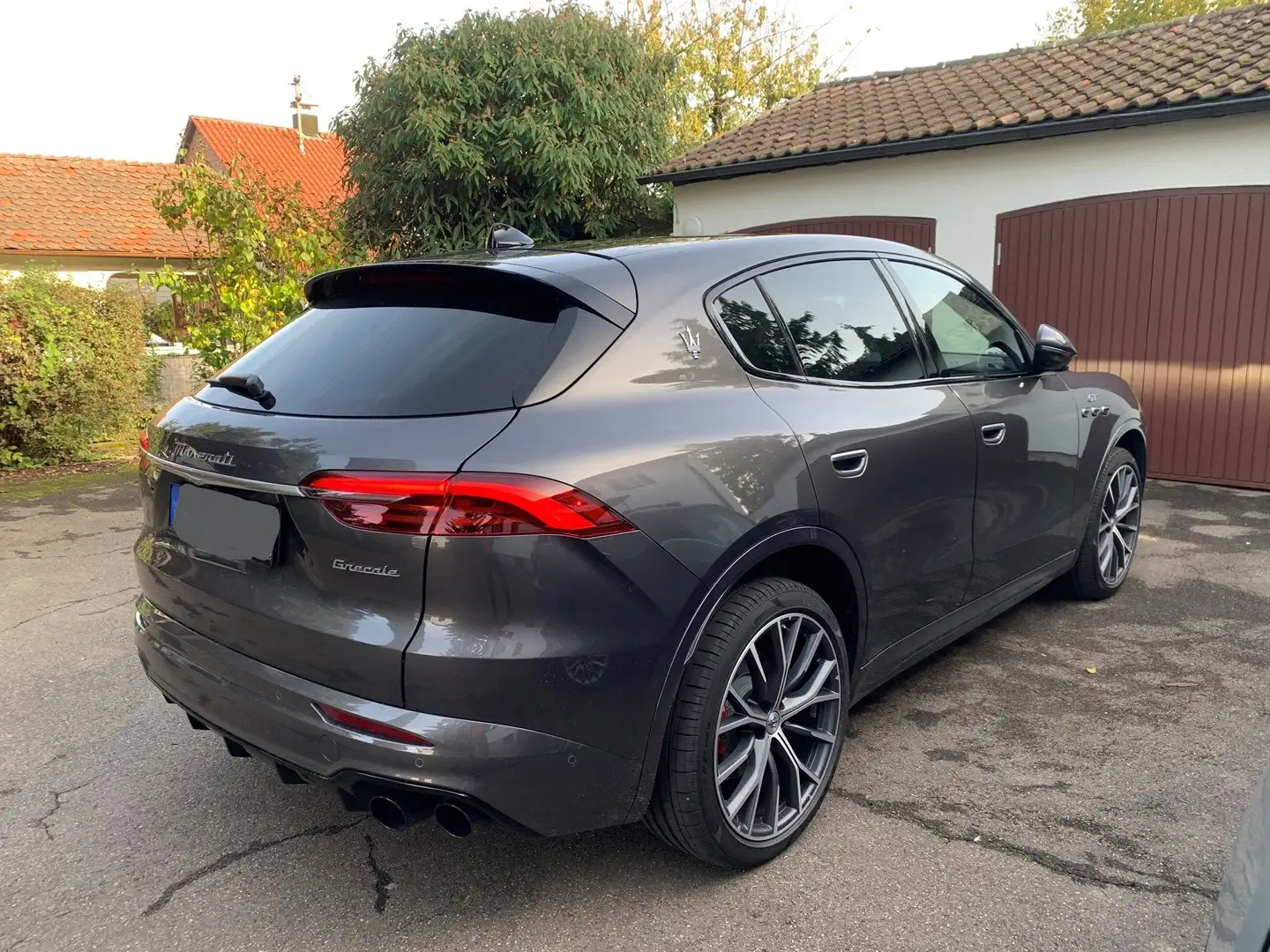Maserati Grecale GT Grau - 2