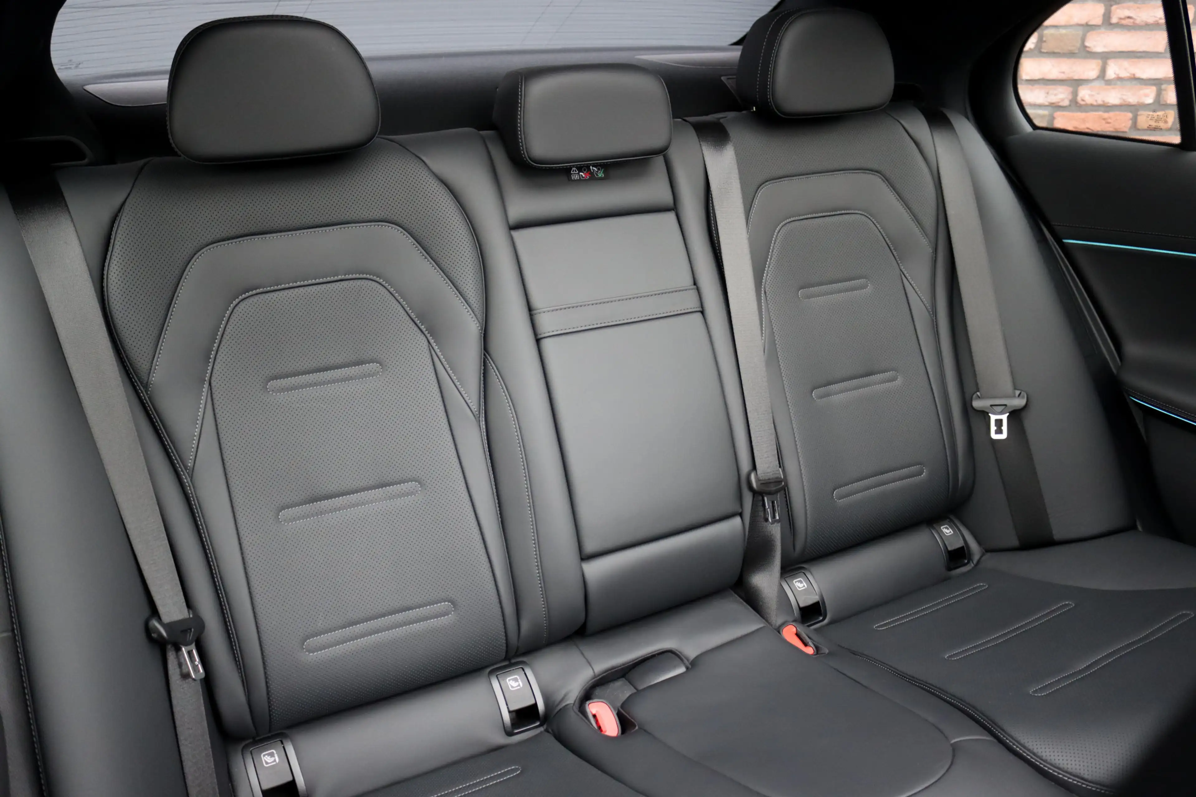 Mercedes-Benz E 53 AMG 4MATIC+ Premium | 612pk | Hyperscreen | Achterasbe — photo 33