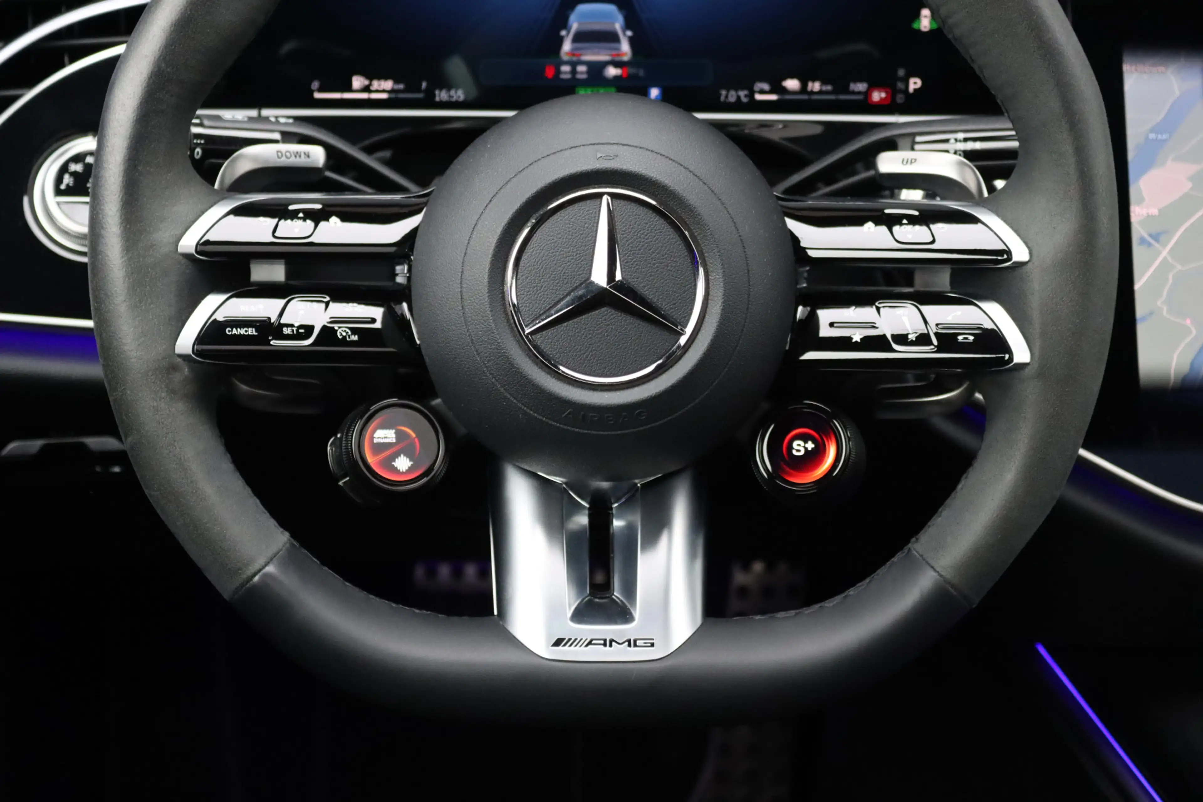 Mercedes-Benz E 53 AMG 4MATIC+ Premium | 612pk | Hyperscreen | Achterasbe — photo 31