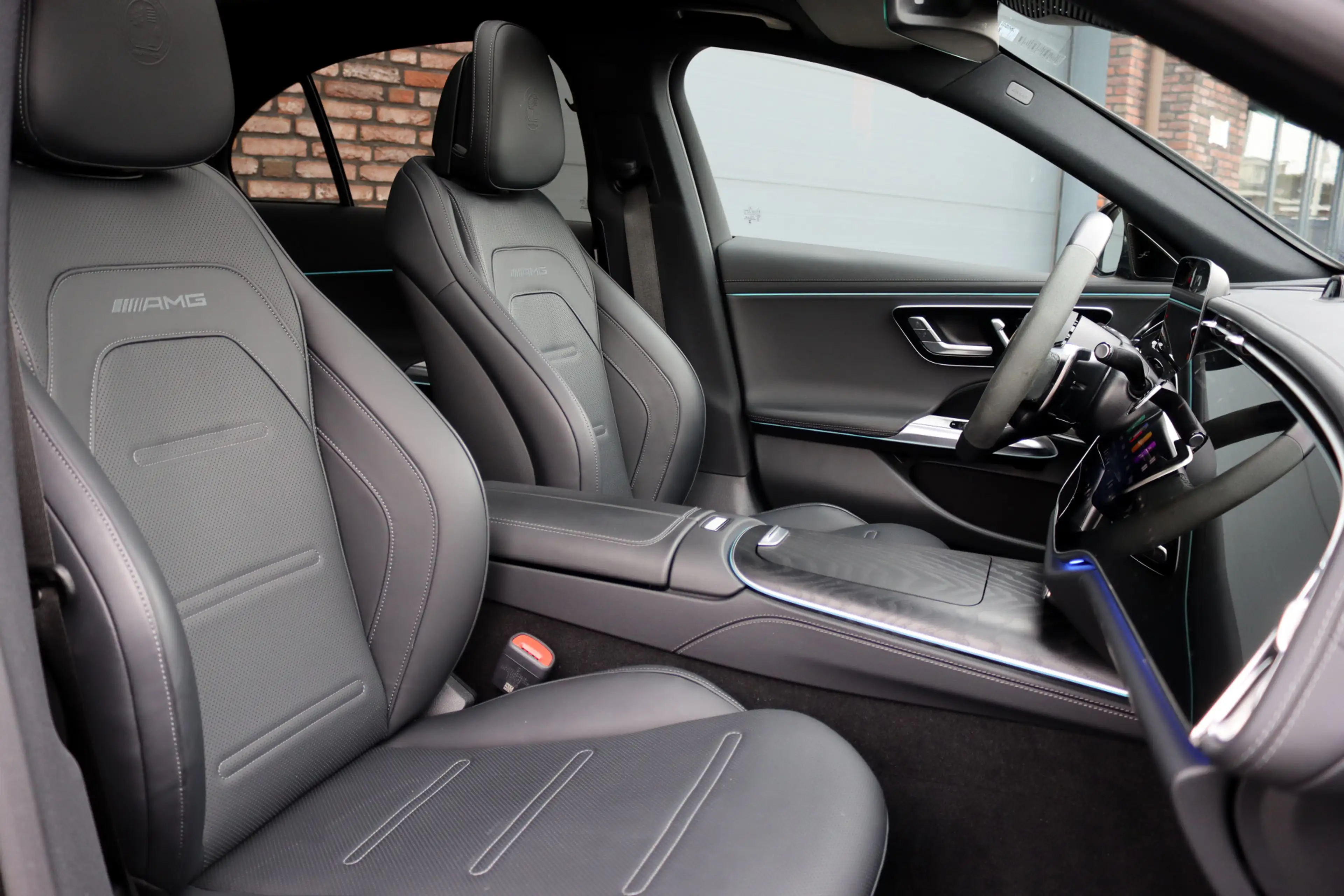 Mercedes-Benz E 53 AMG 4MATIC+ Premium | 612pk | Hyperscreen | Achterasbe — photo 6