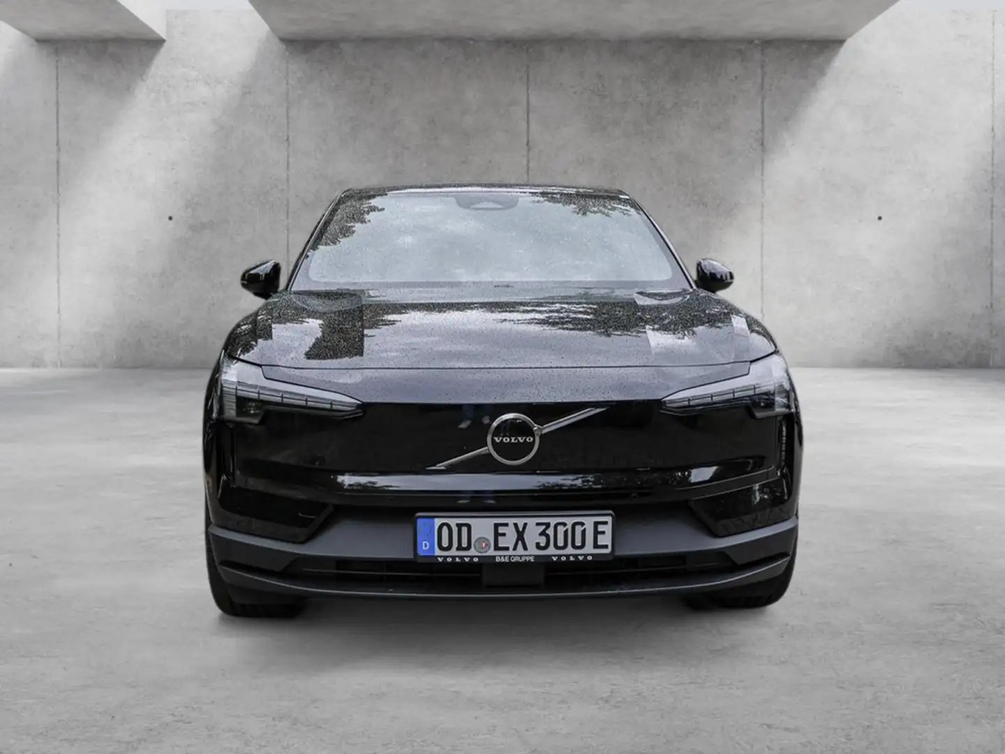 Volvo EX30 Plus AWD Performance Pure Electric Schwarz - 2