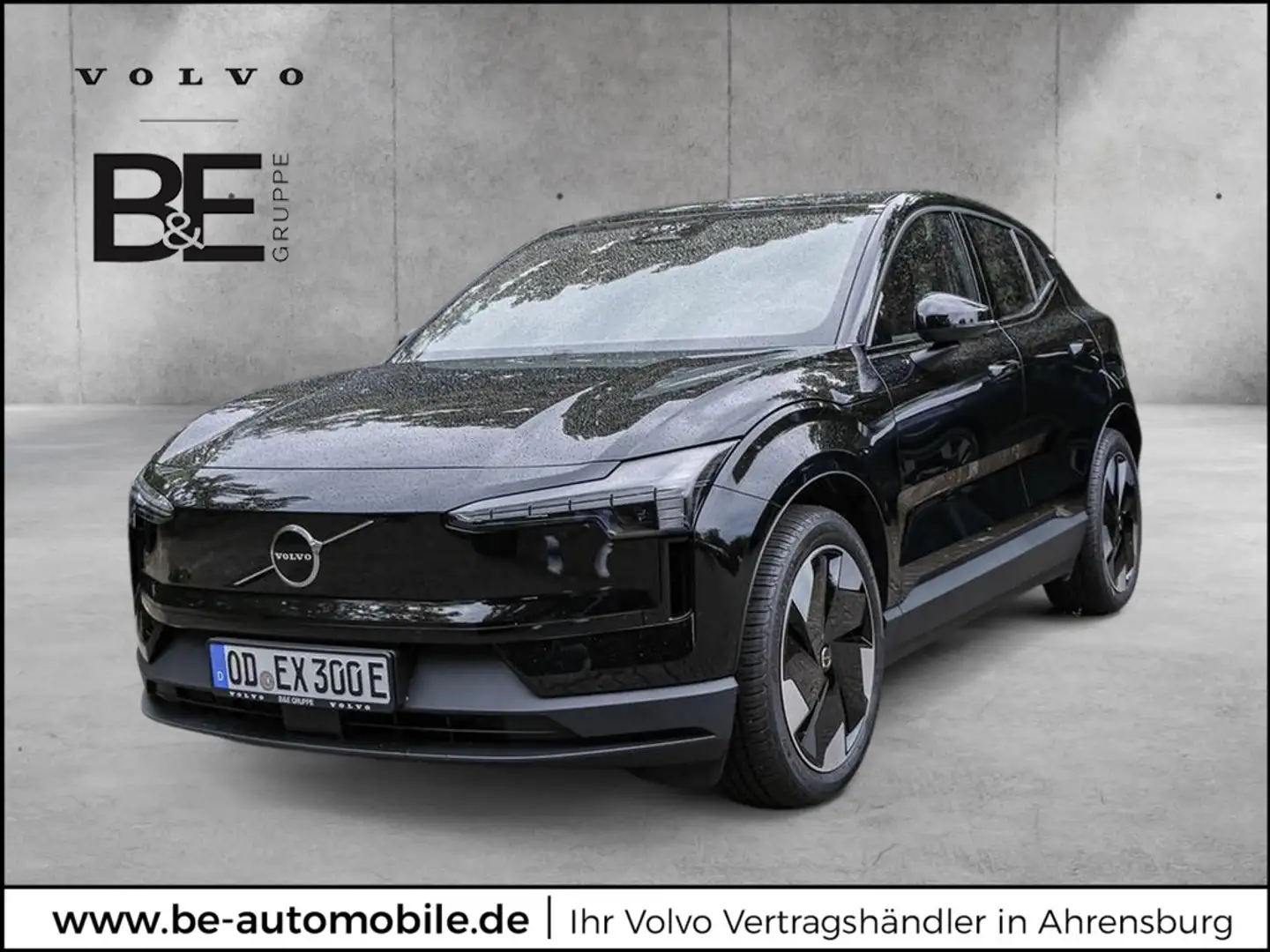 Volvo EX30 Plus AWD Performance Pure Electric Schwarz - 1