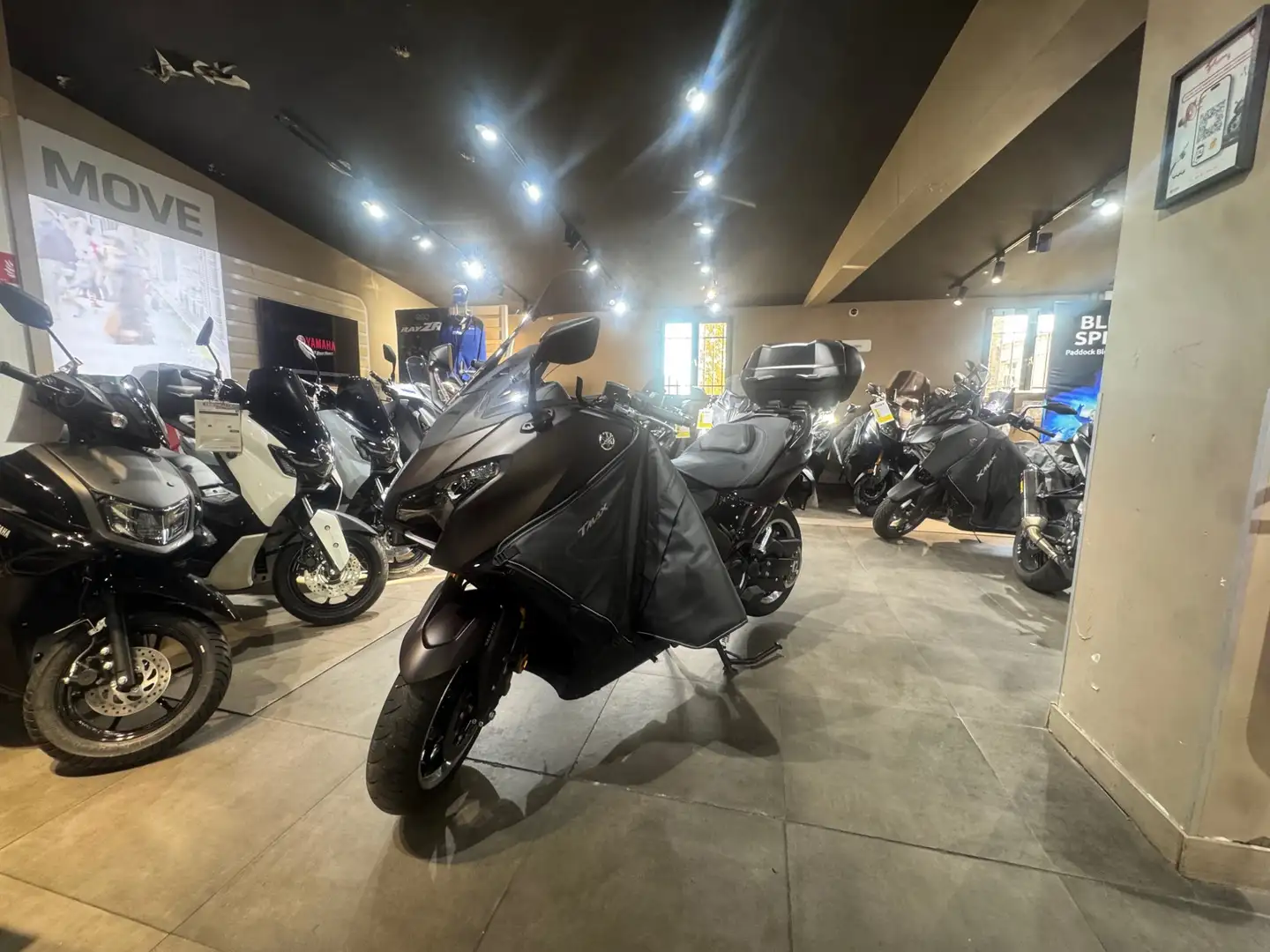 Yamaha TMAX 560 Braun - 2