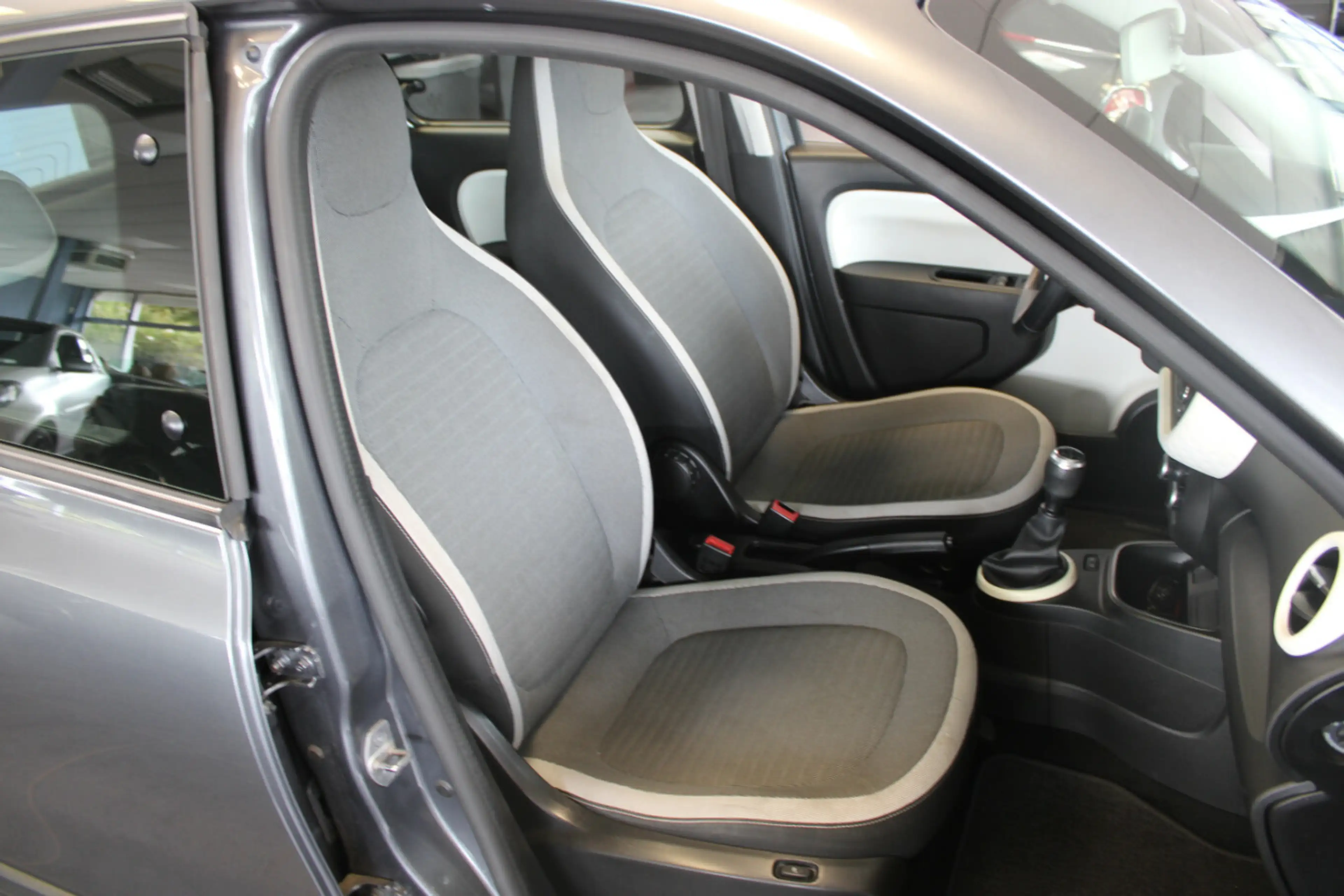 Renault Twingo SCe 75 Limited - Klima - SHZ - — photo 10