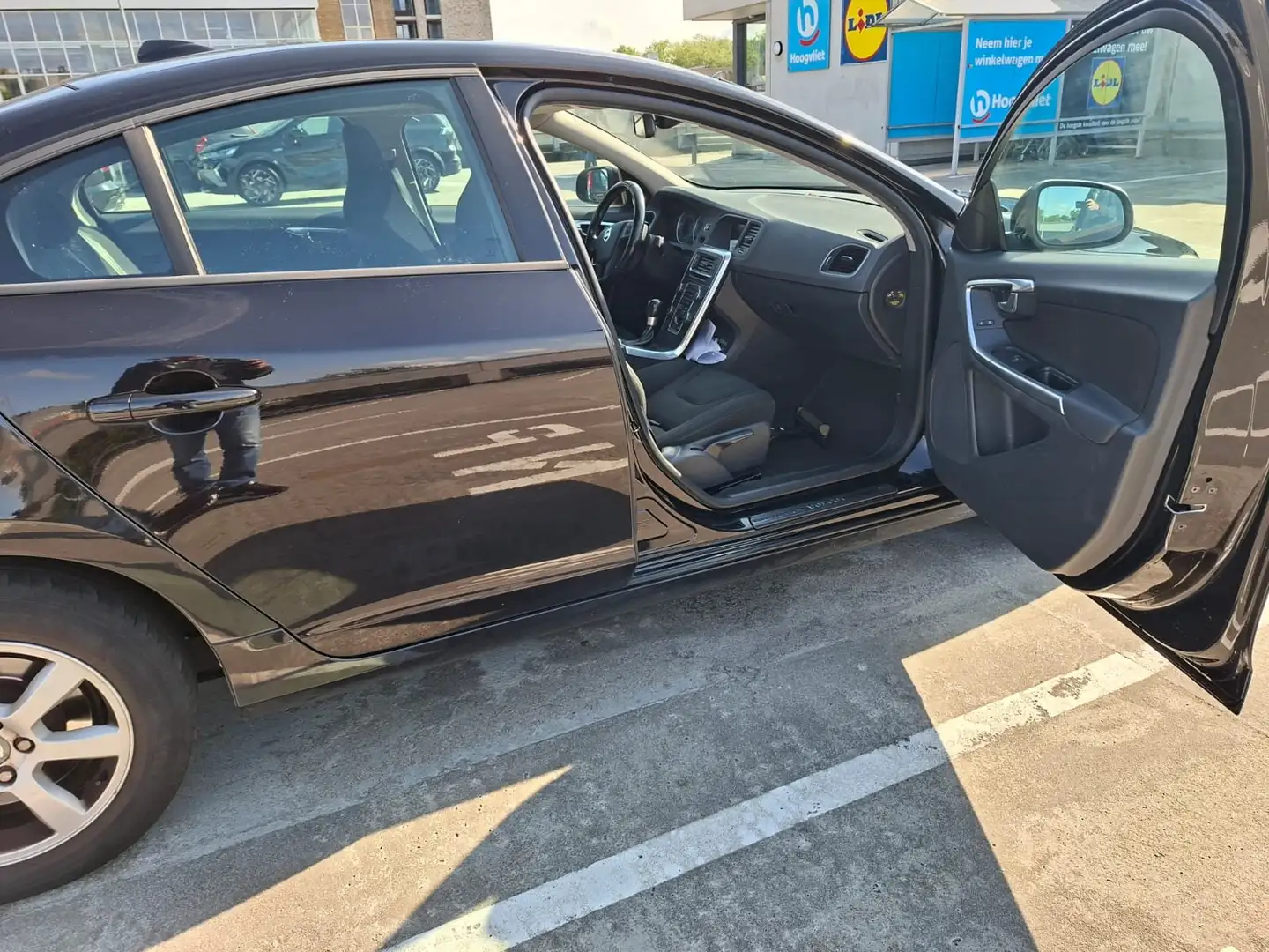 Volvo S60 S60 1.6 D2 Kinetic Noir - 2