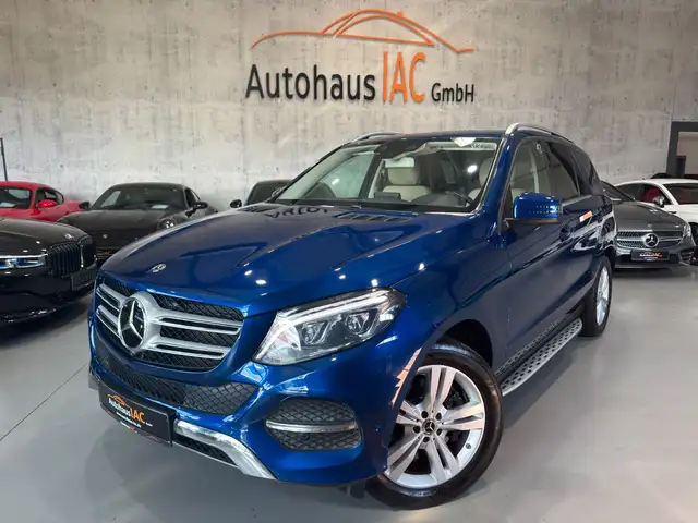 Mercedes-Benz GLE 400 /4Matic/LED/360*/SPURH/TOTW/1.HAND/COC