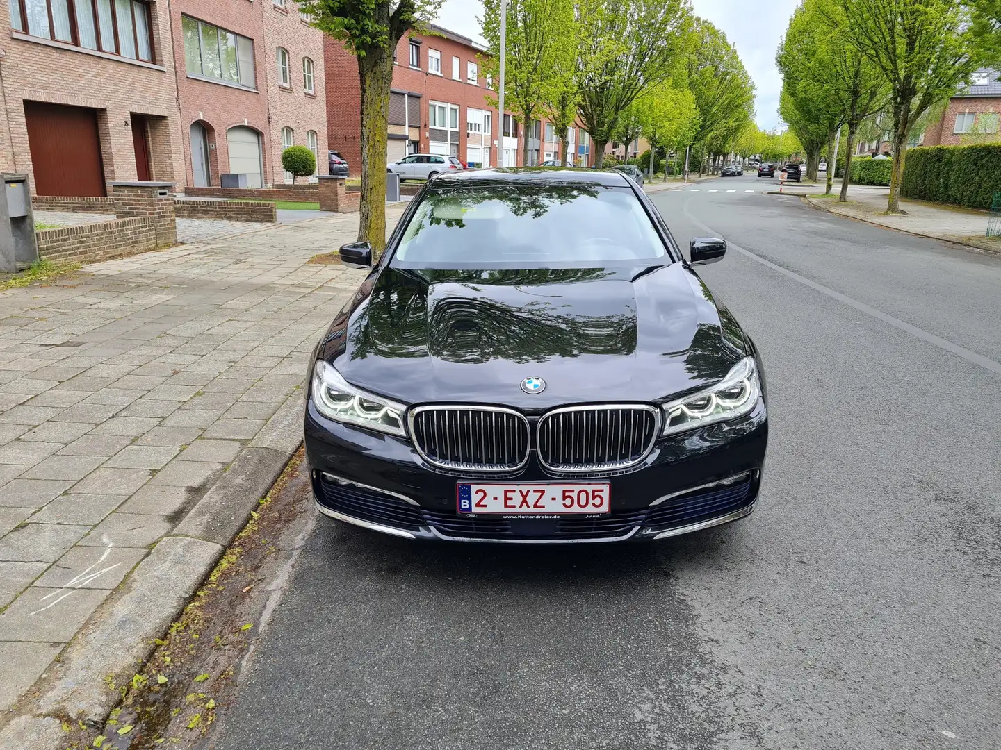 BMW 740 740i - 2