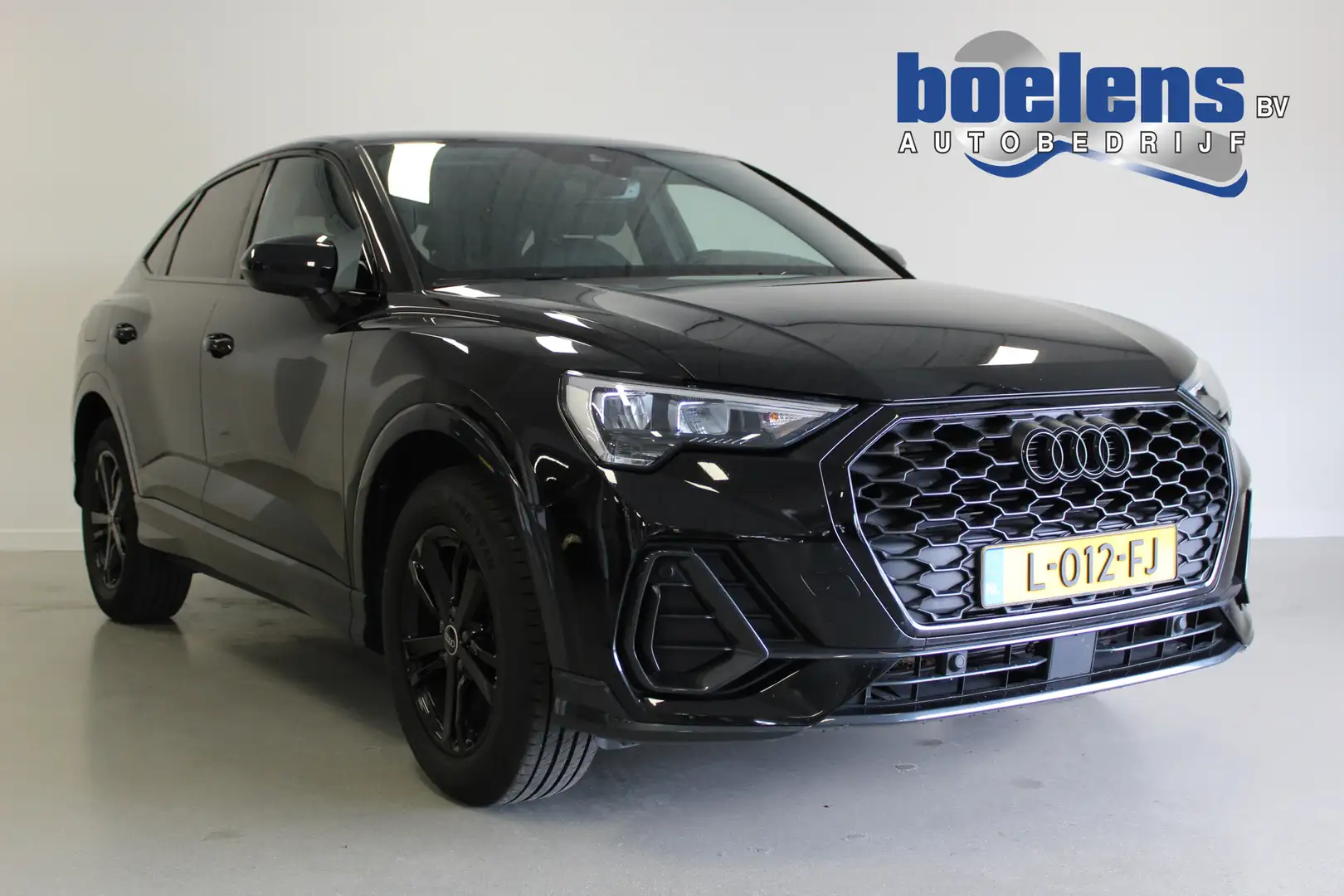 Audi Q3 Sportback 35 TFSI Pro Line | MYTHOS BLACK | 17'LMV Negru - 1
