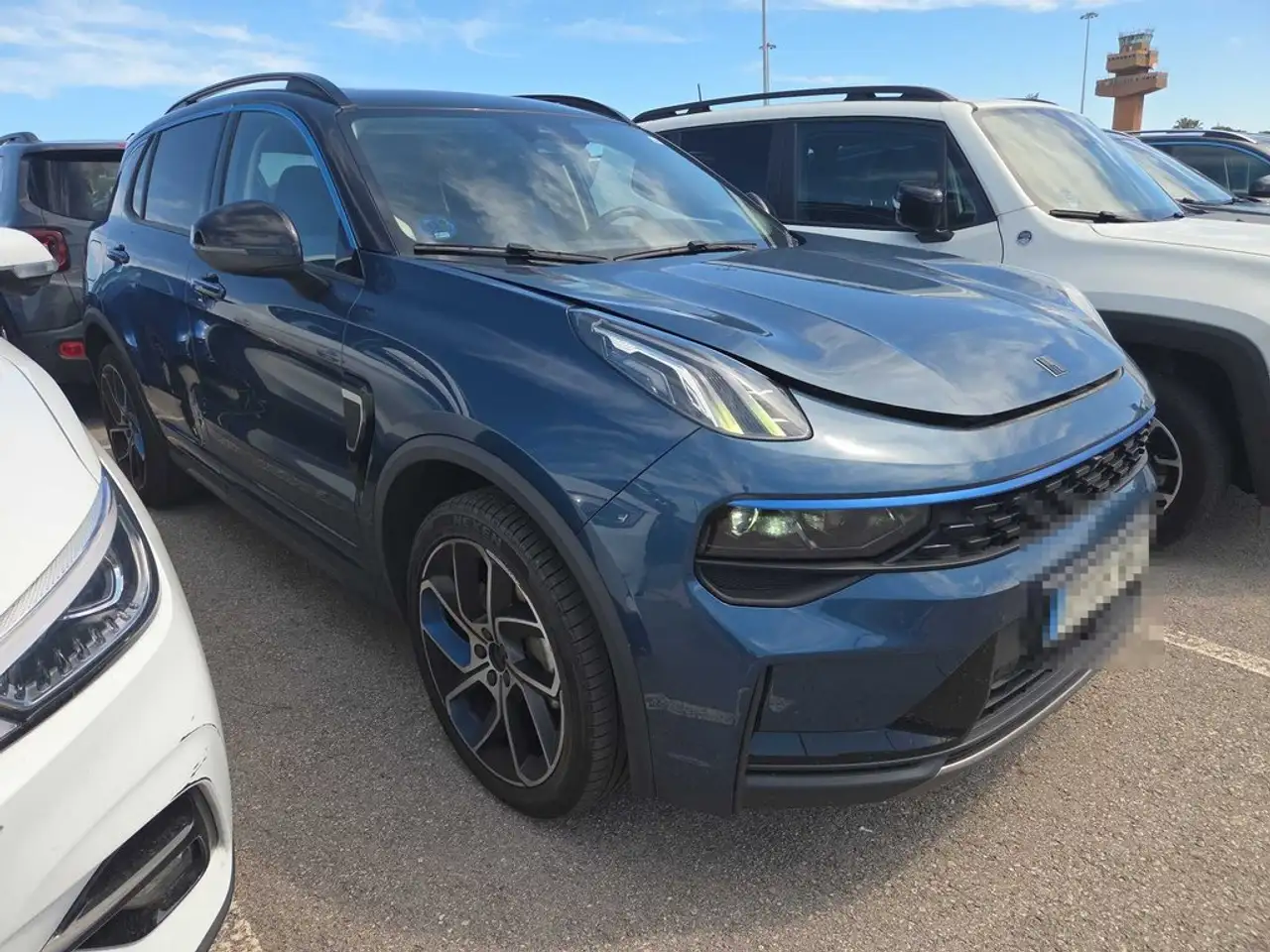 Lynk & Co 01