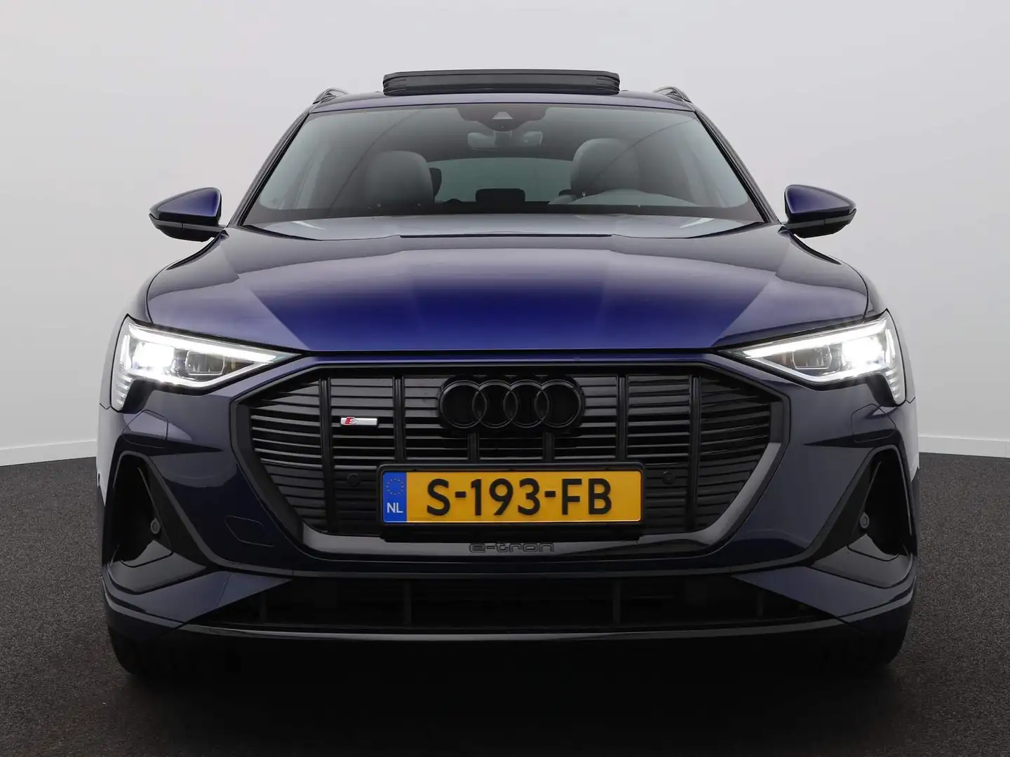 Audi e-tron 55 Quattro S edition 95 kWh Panoramadak | B&O | S- Blue - 2