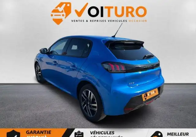 Peugeot 208 view 4