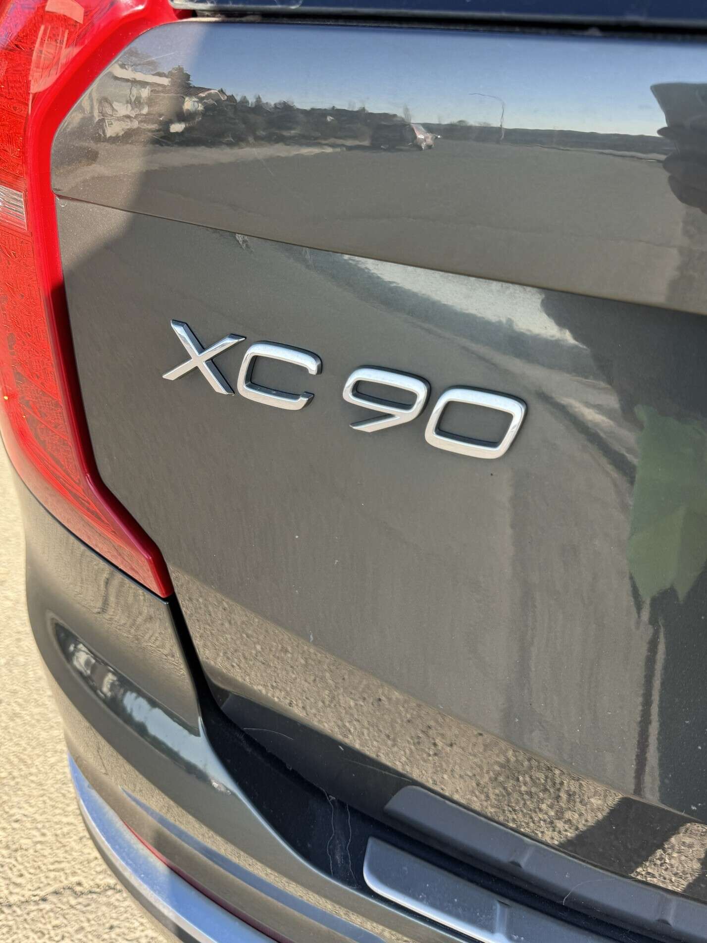 2019 Volvo XC90 T6 AWD Inscription alt 4