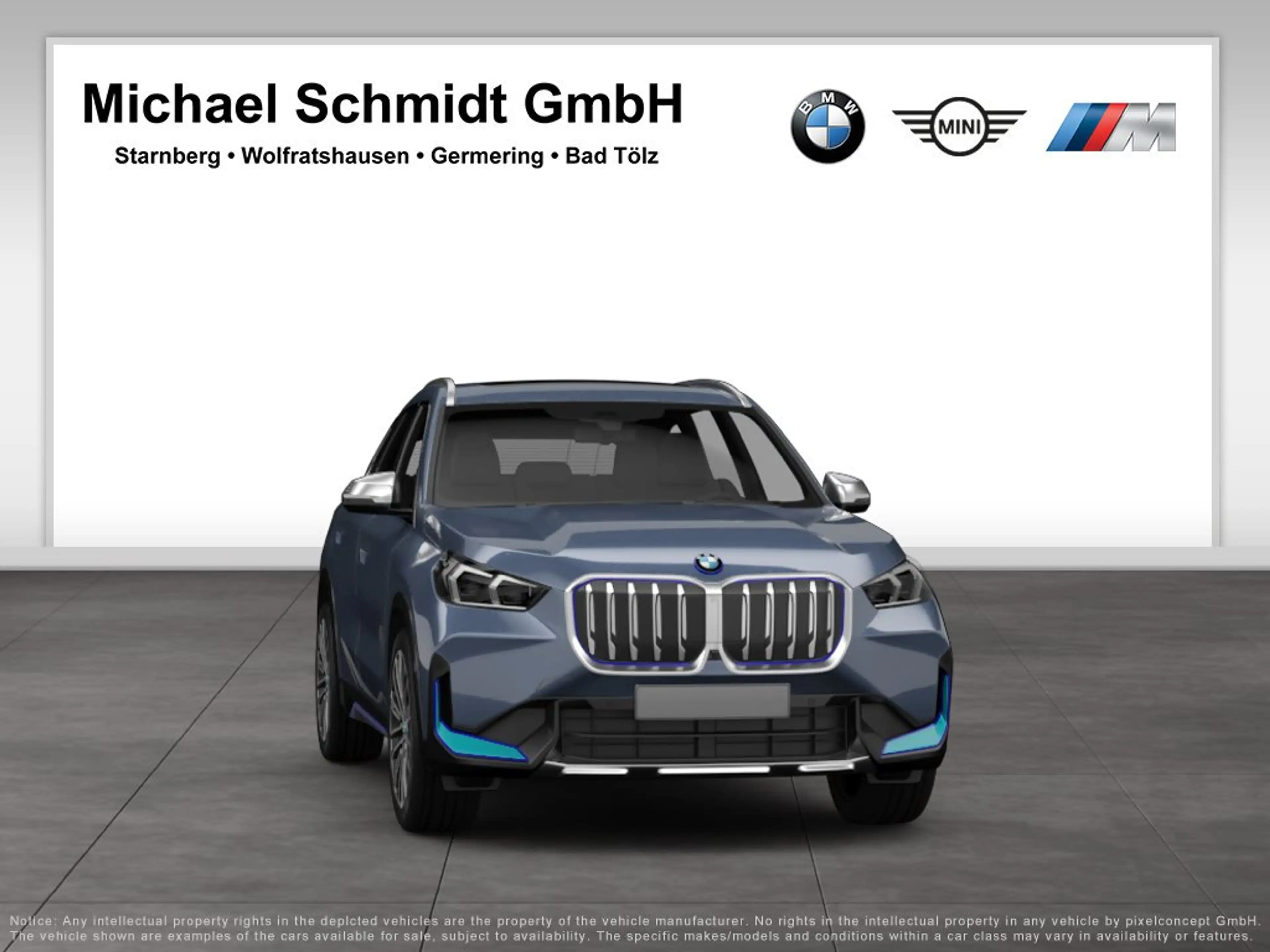 BMW iX1 xDrive30 — photo 8