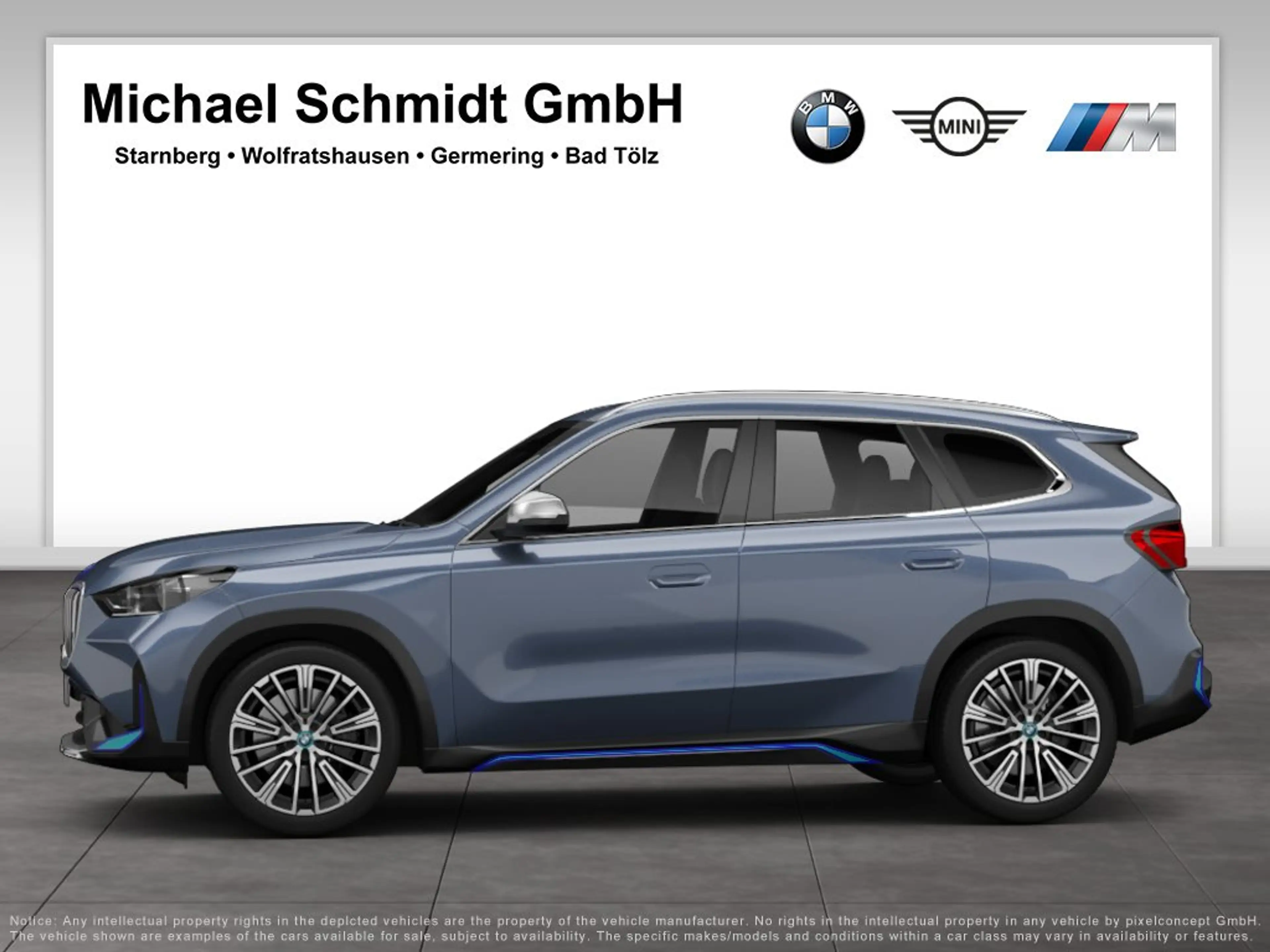 BMW iX1 xDrive30 — photo 3