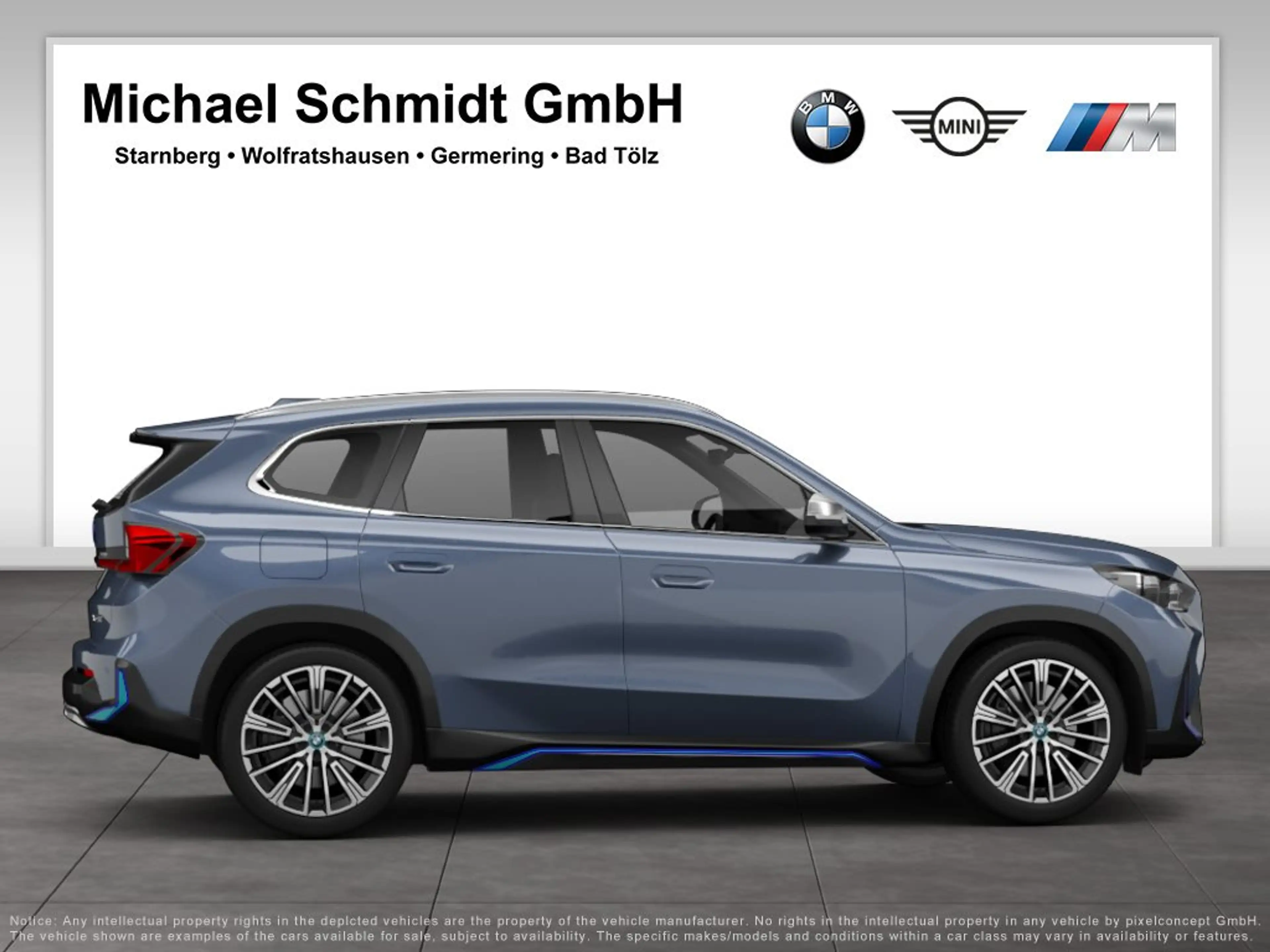 BMW iX1 xDrive30 — photo 6