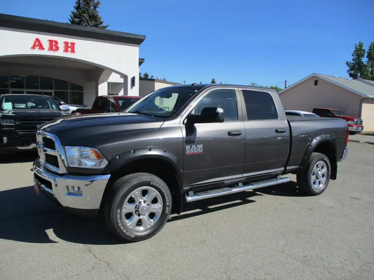 RAM 3500 снимка RAM 3500
