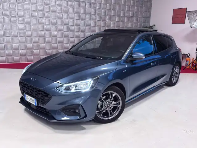 Ford Focus ST Line 1.0 ecoboost