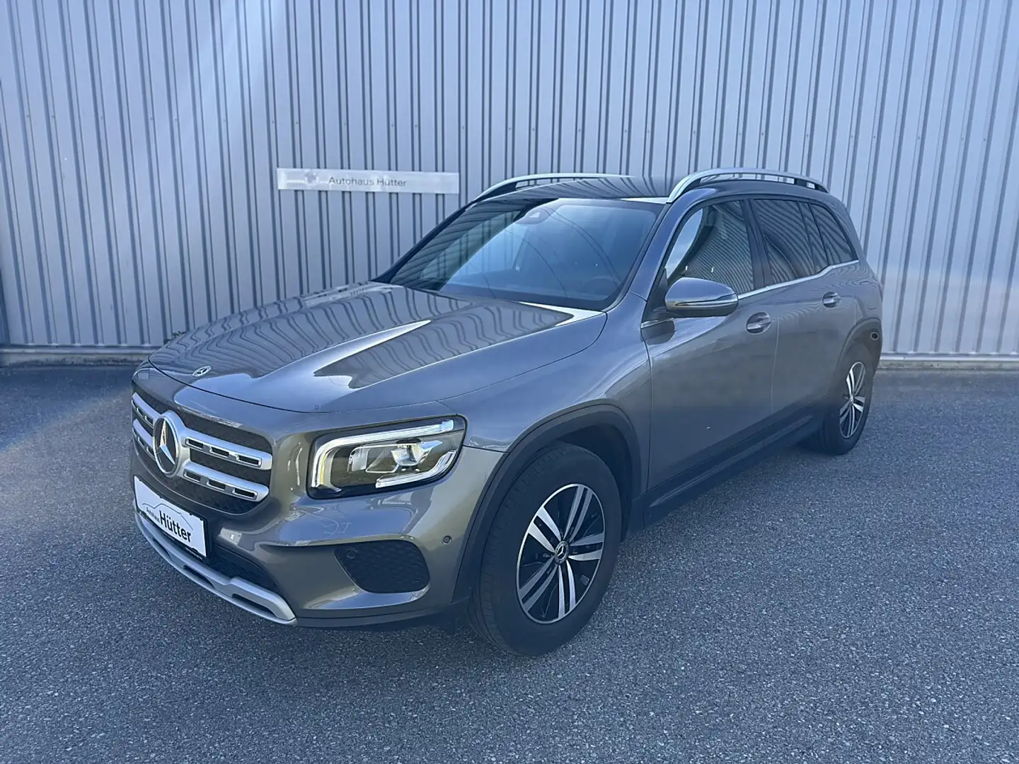 Mercedes-Benz GLB 200 d verstellbare Rückbank Standheizung AHK Grau - 1