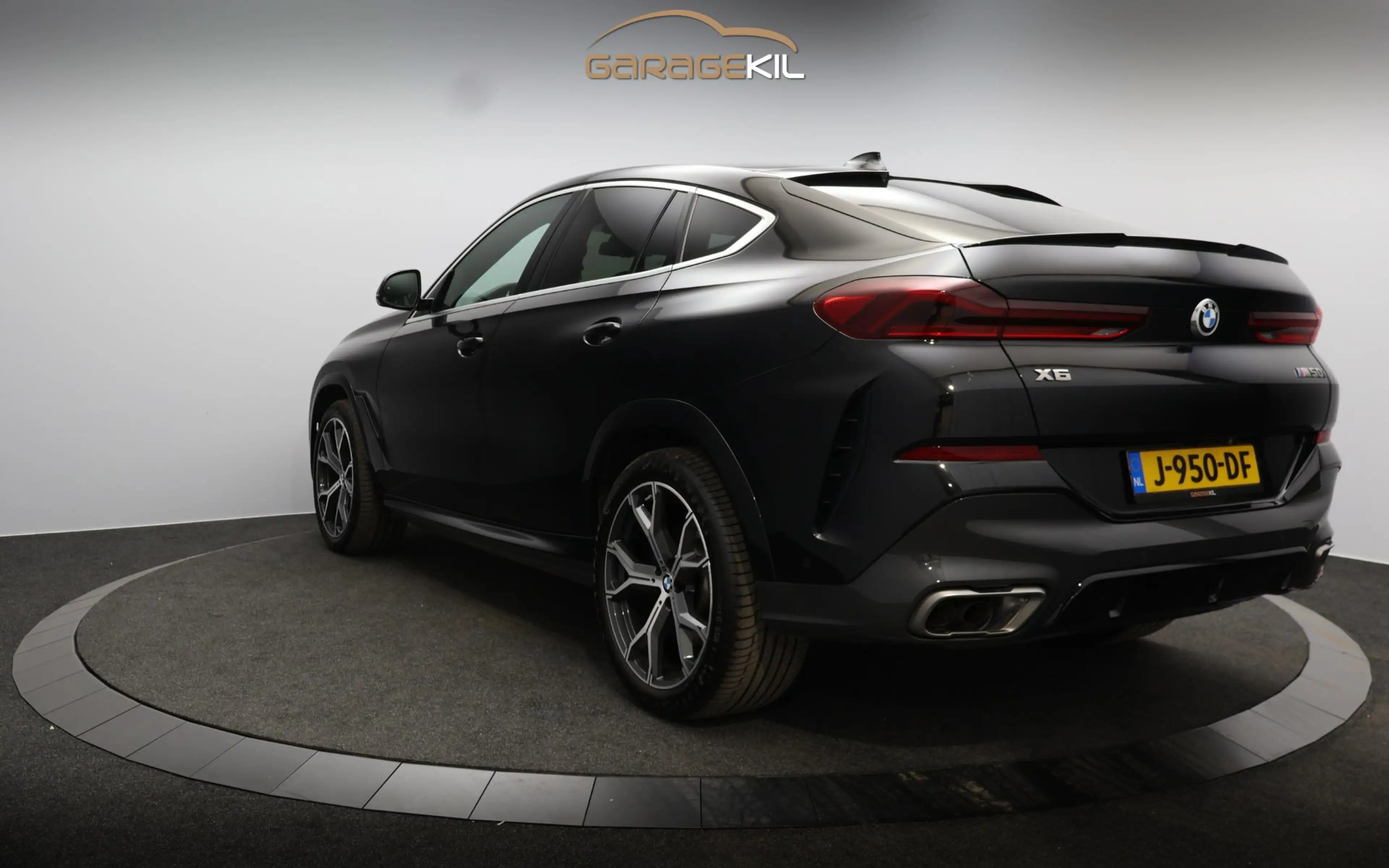 BMW X6 M50i High Executive Orig. NL / 360 Camera / Leder — photo 11