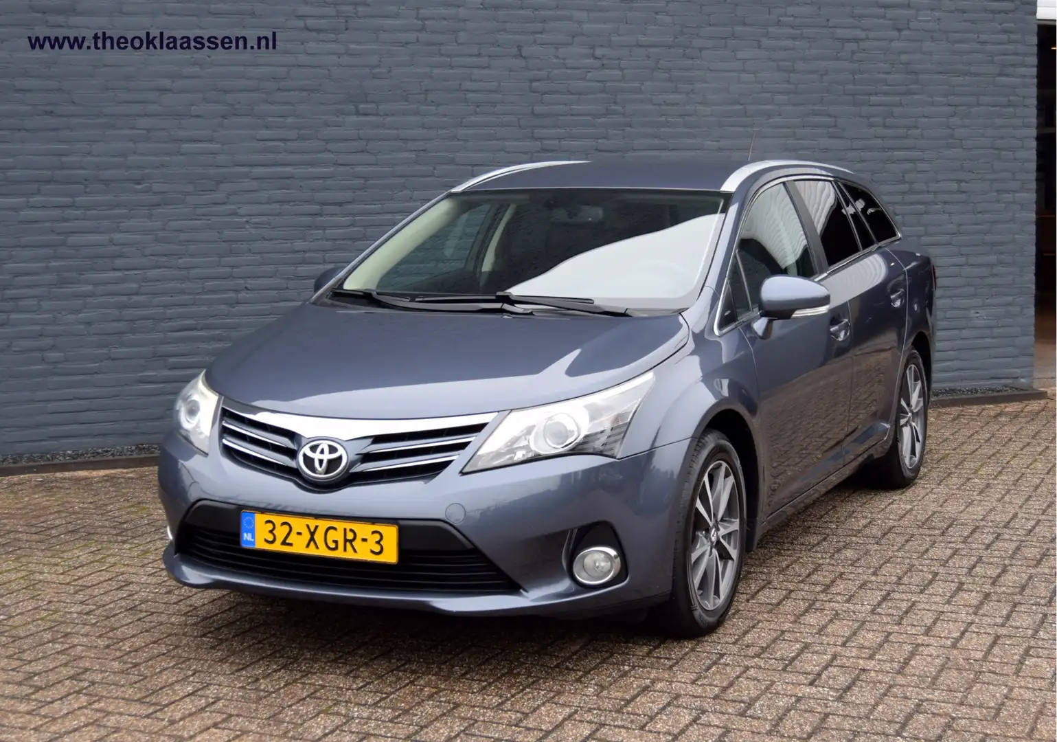 Toyota Avensis Wagon 1.8 VVTi Dynamic Business Automaat Blau - 2