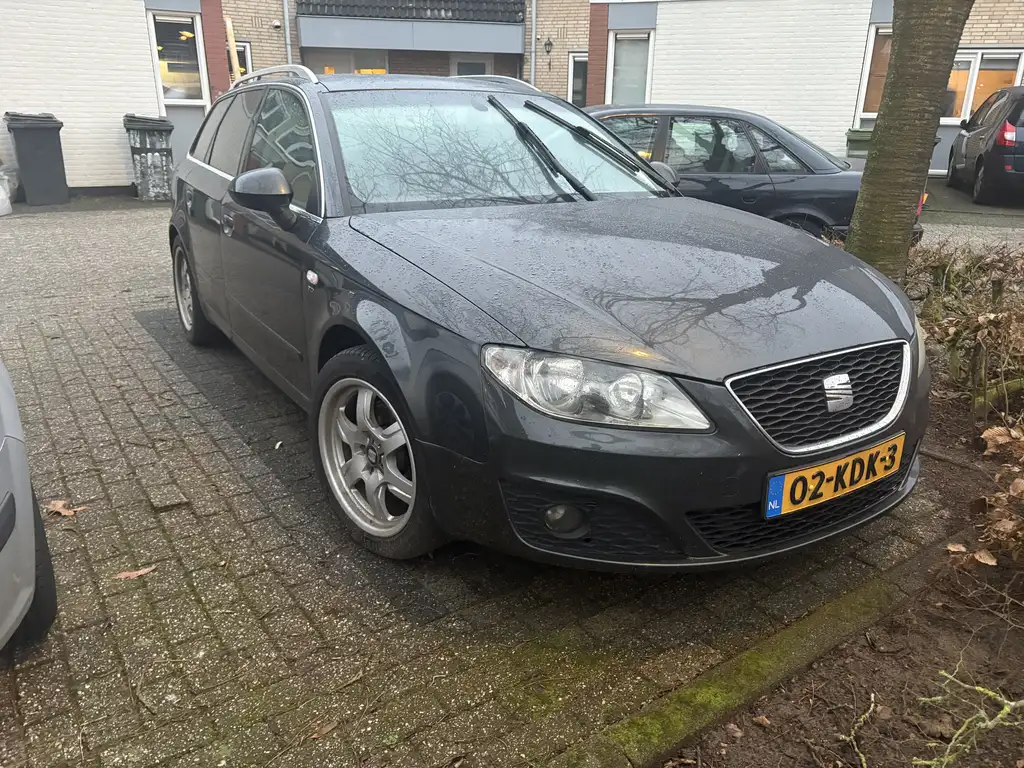 SEAT Exeo 2009 из Европы — купить под ключ