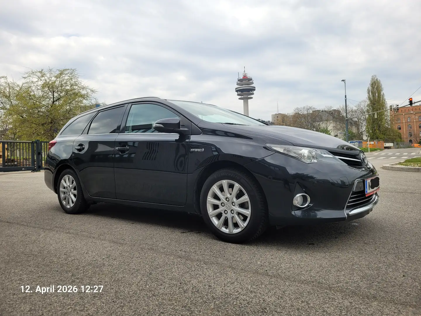 Toyota Auris Auris TS 1,8 VVT-i Hybrid Lounge Lounge Schwarz - 2