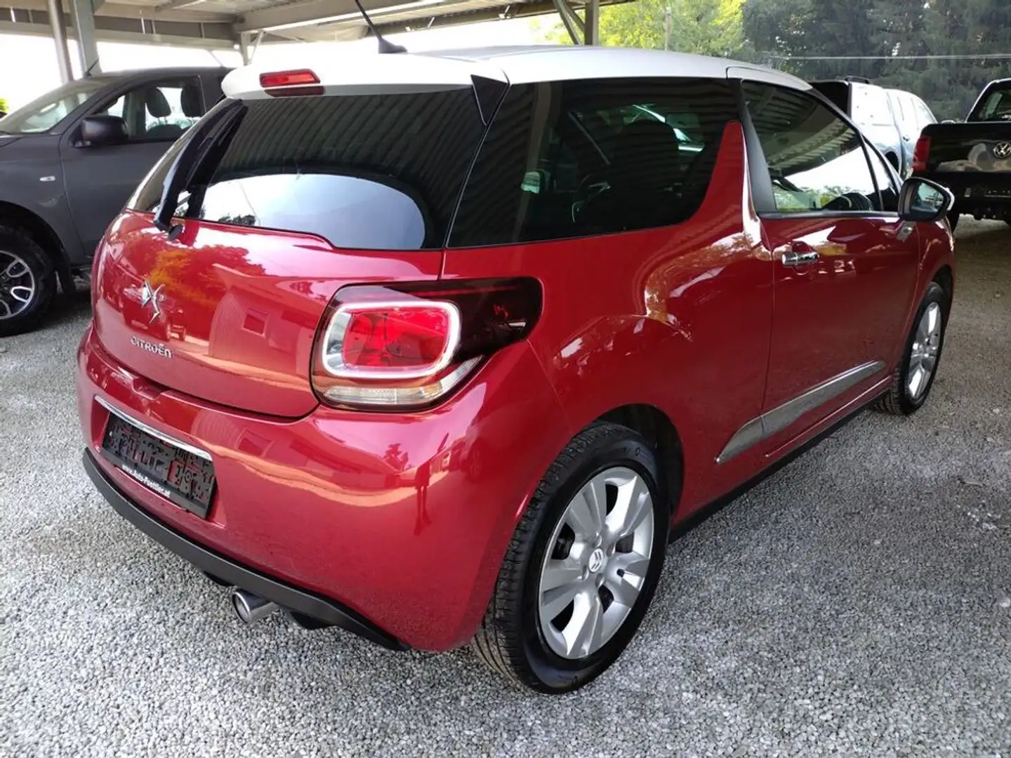 Citroen DS3 Pure Tech 82 Austria Chic ! Serviceheft! Rot - 2