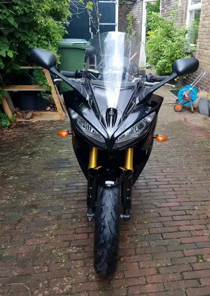 Yamaha FZ8 - foto 2
