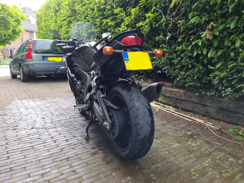 Yamaha FZ8 - foto 8