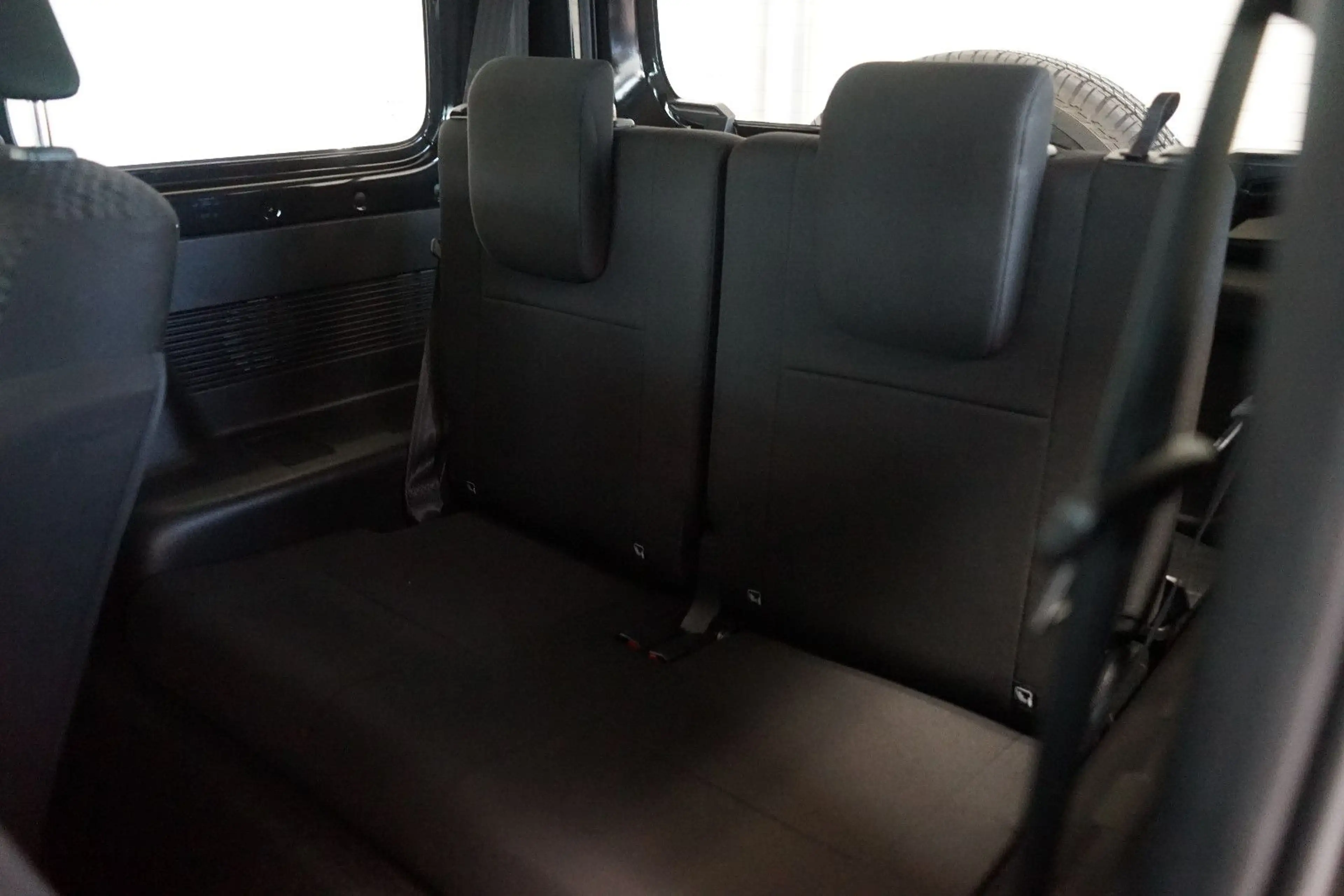 Suzuki Jimny 1.5 Comfort AllGrip Sitzheizung+Tempomat — photo 14