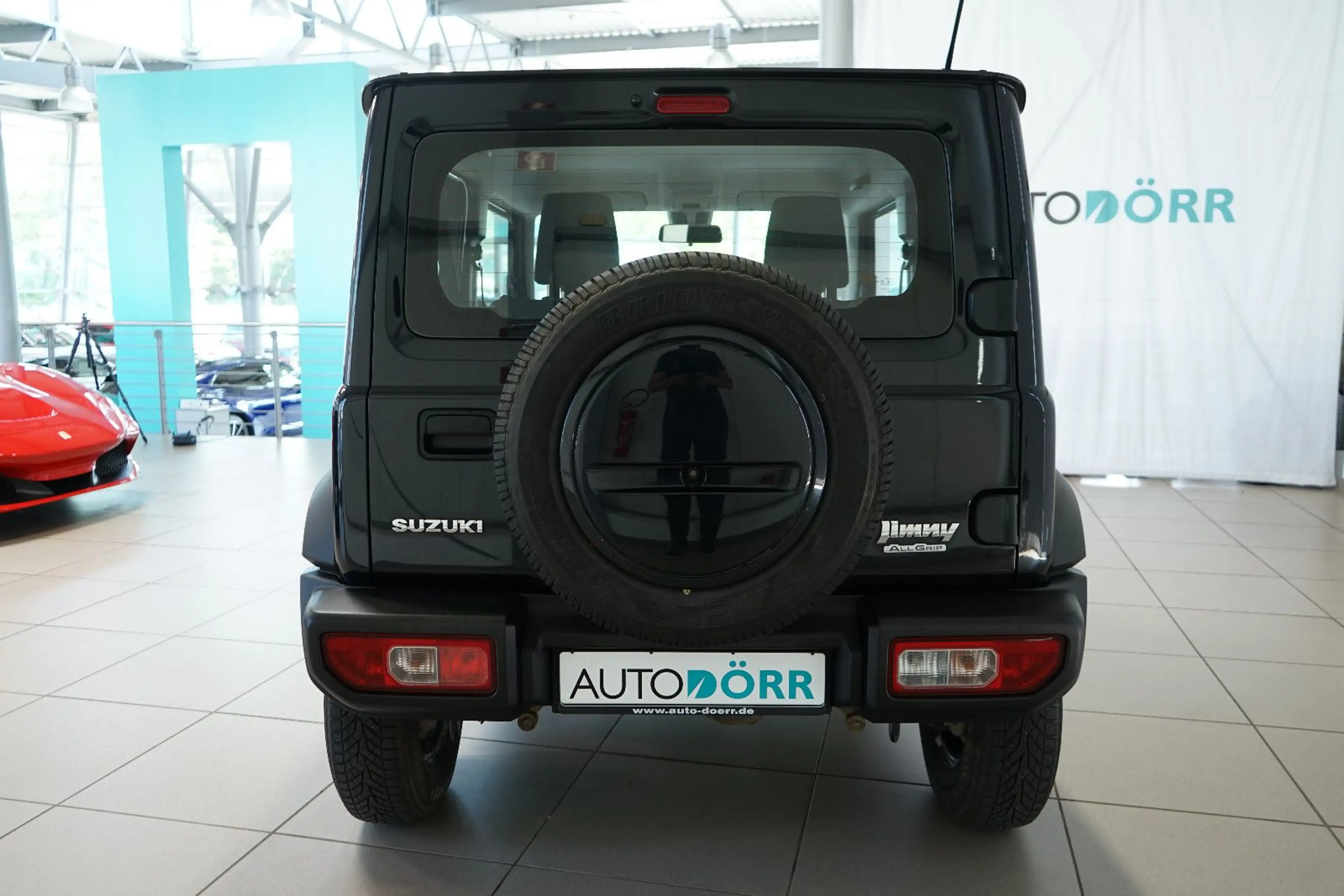 Suzuki Jimny 1.5 Comfort AllGrip Sitzheizung+Tempomat — photo 4