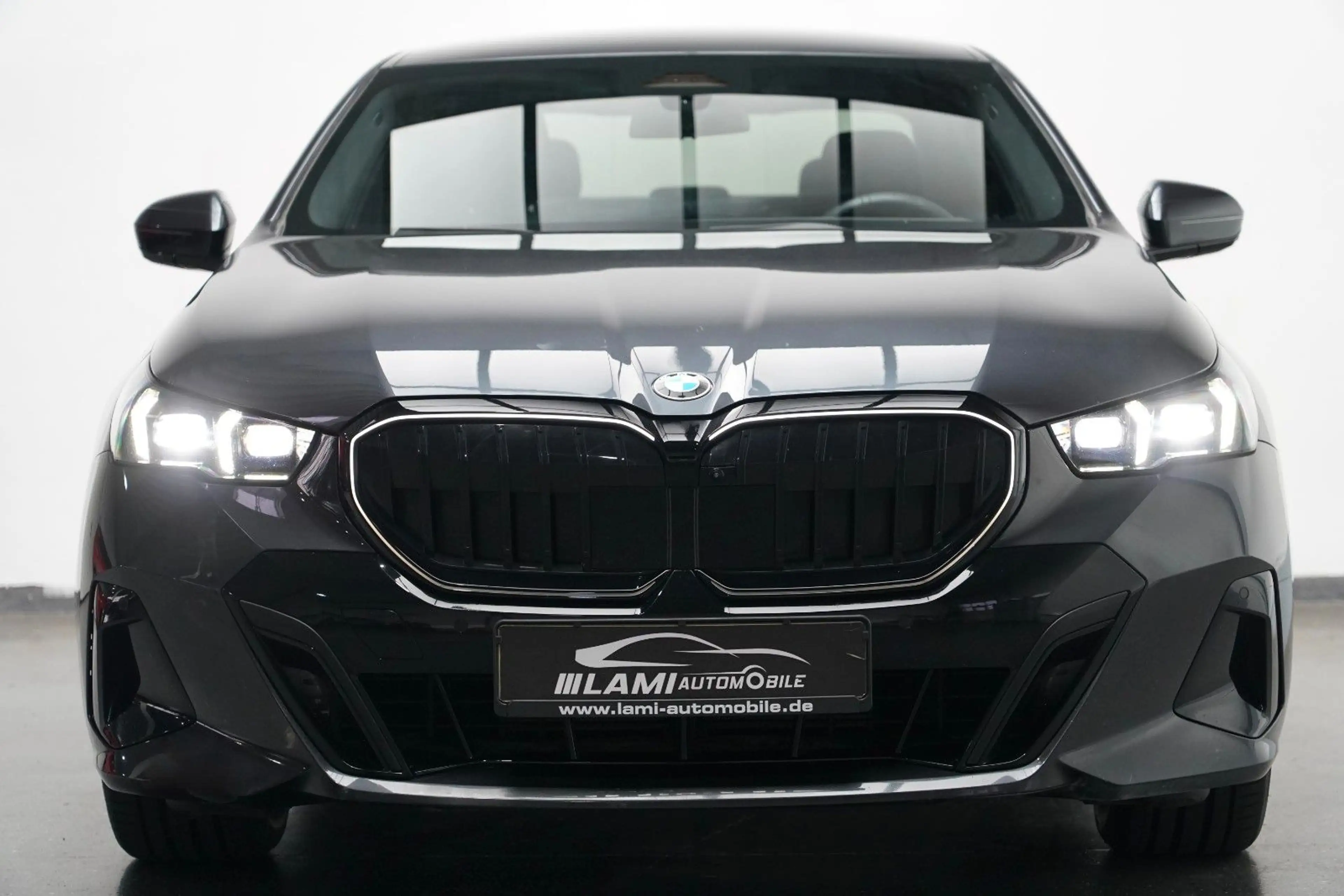 BMW 520 d M Sport PRO ICONIC KEY HEADUP 360 AR — photo 2