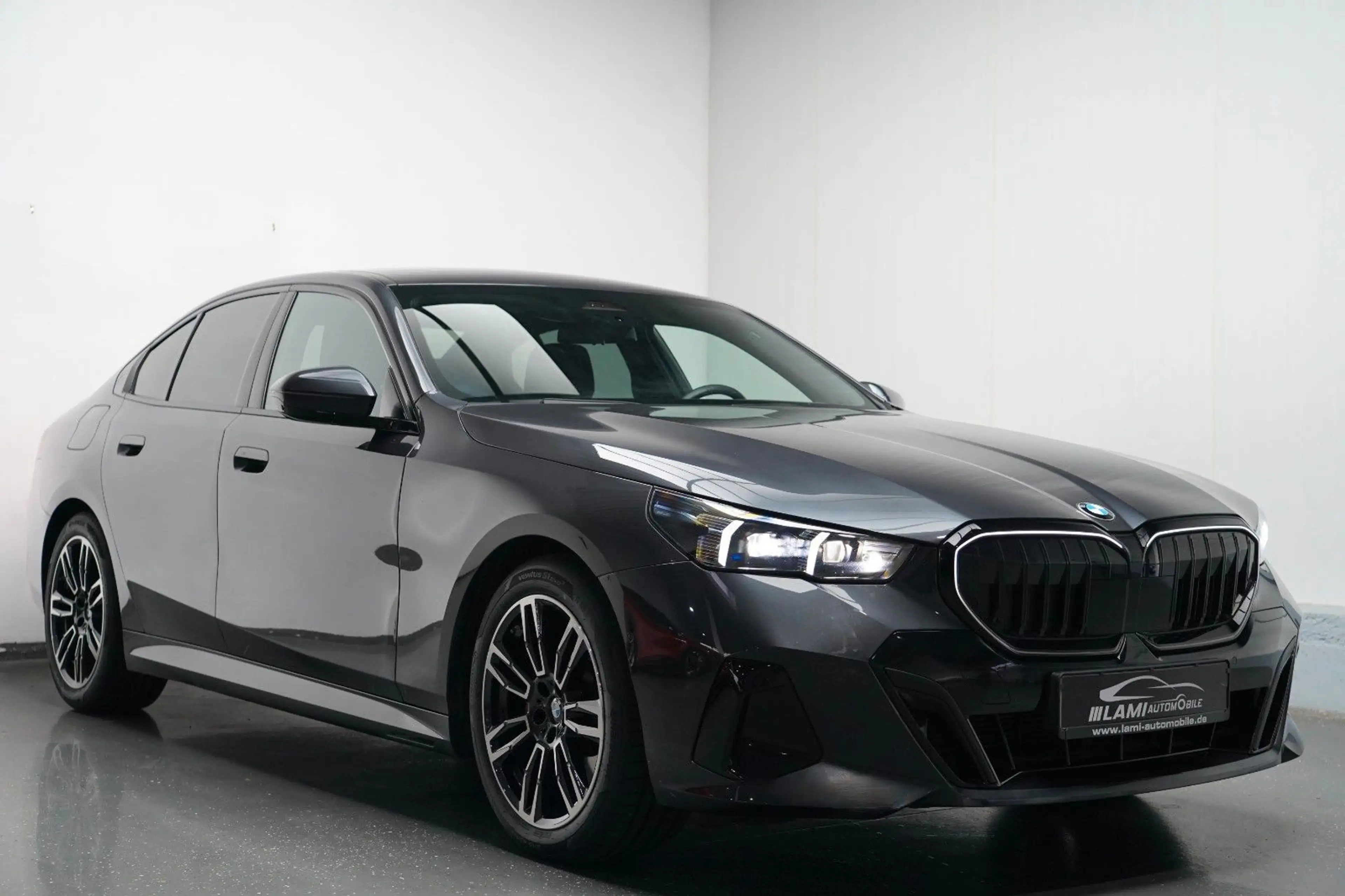 BMW 520 d M Sport PRO ICONIC KEY HEADUP 360 AR — photo 3