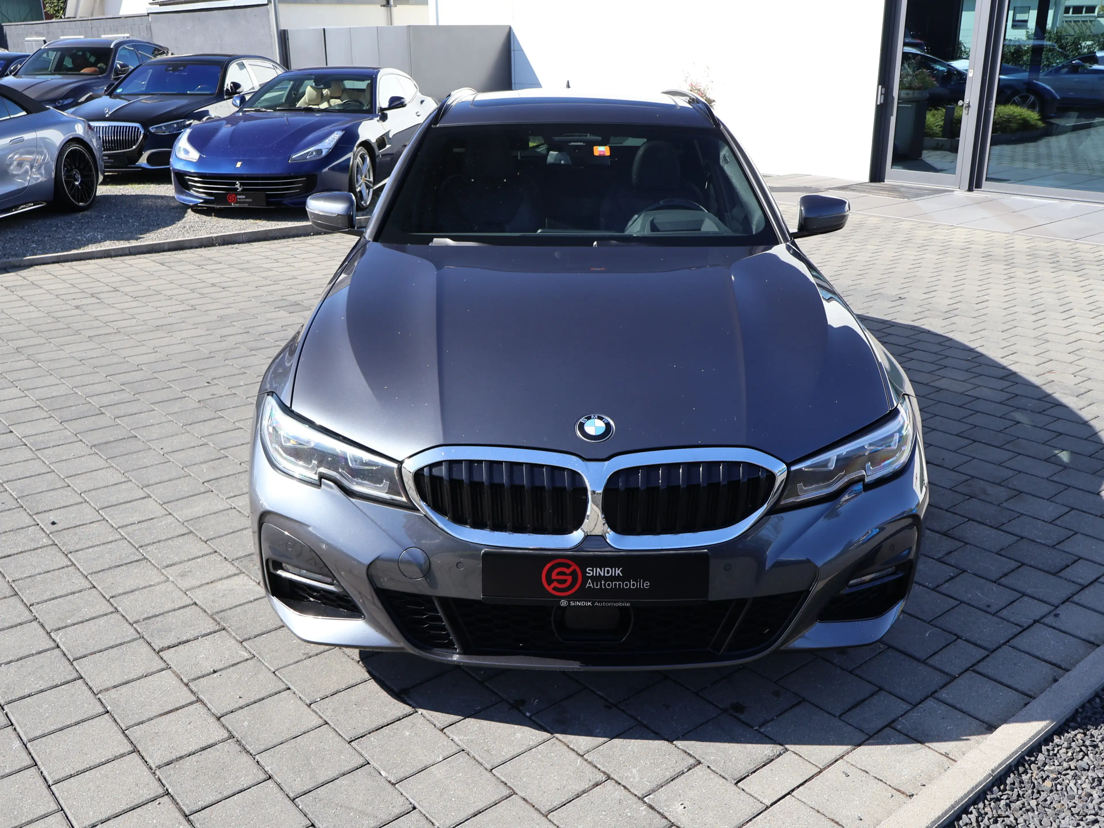 BMW 320 d xDrive M Sport Pano-HeadUp-Navi-ACC-PDC — photo 4